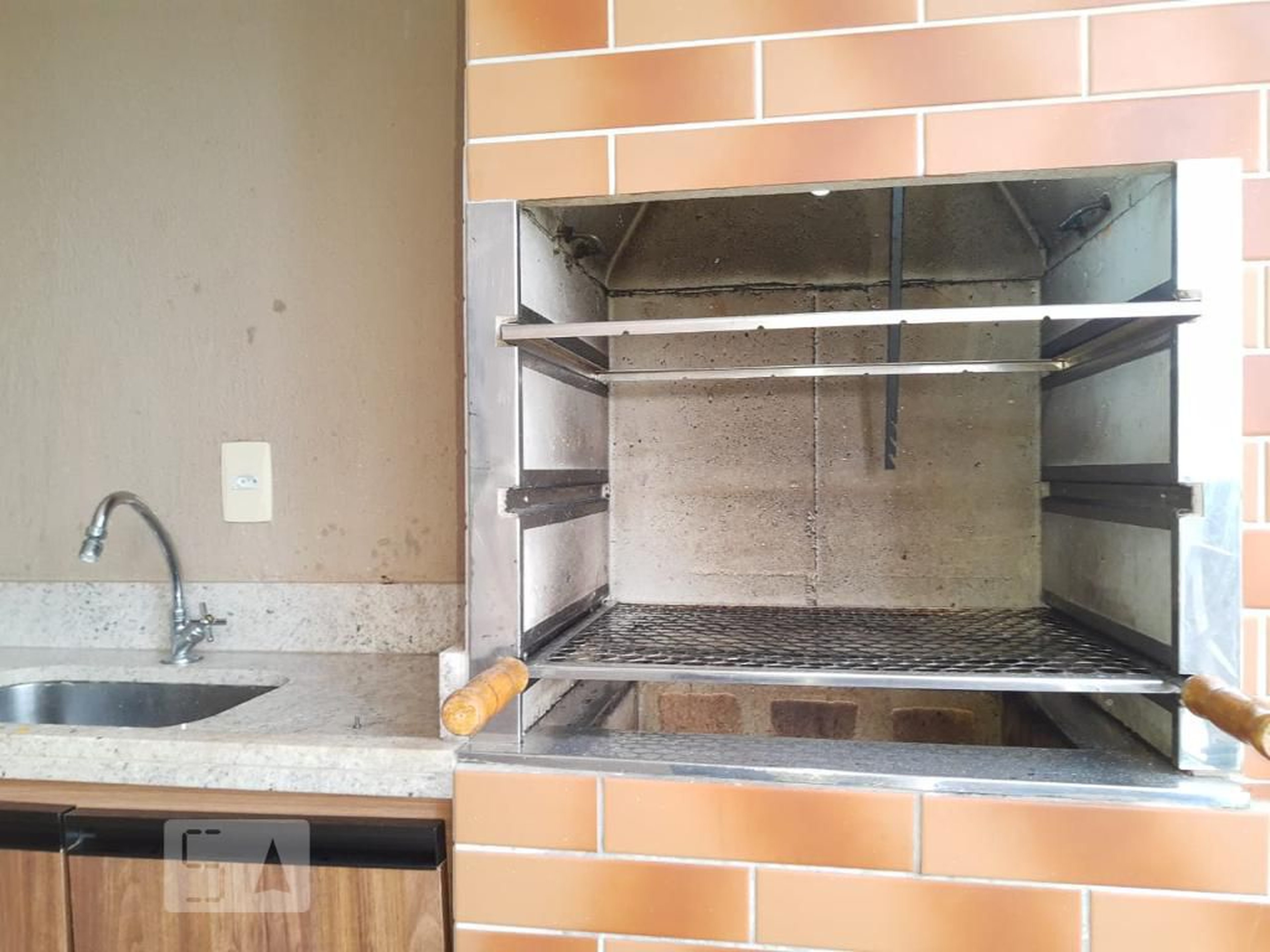 Churrasqueira Condomínio em R. T-44, 510