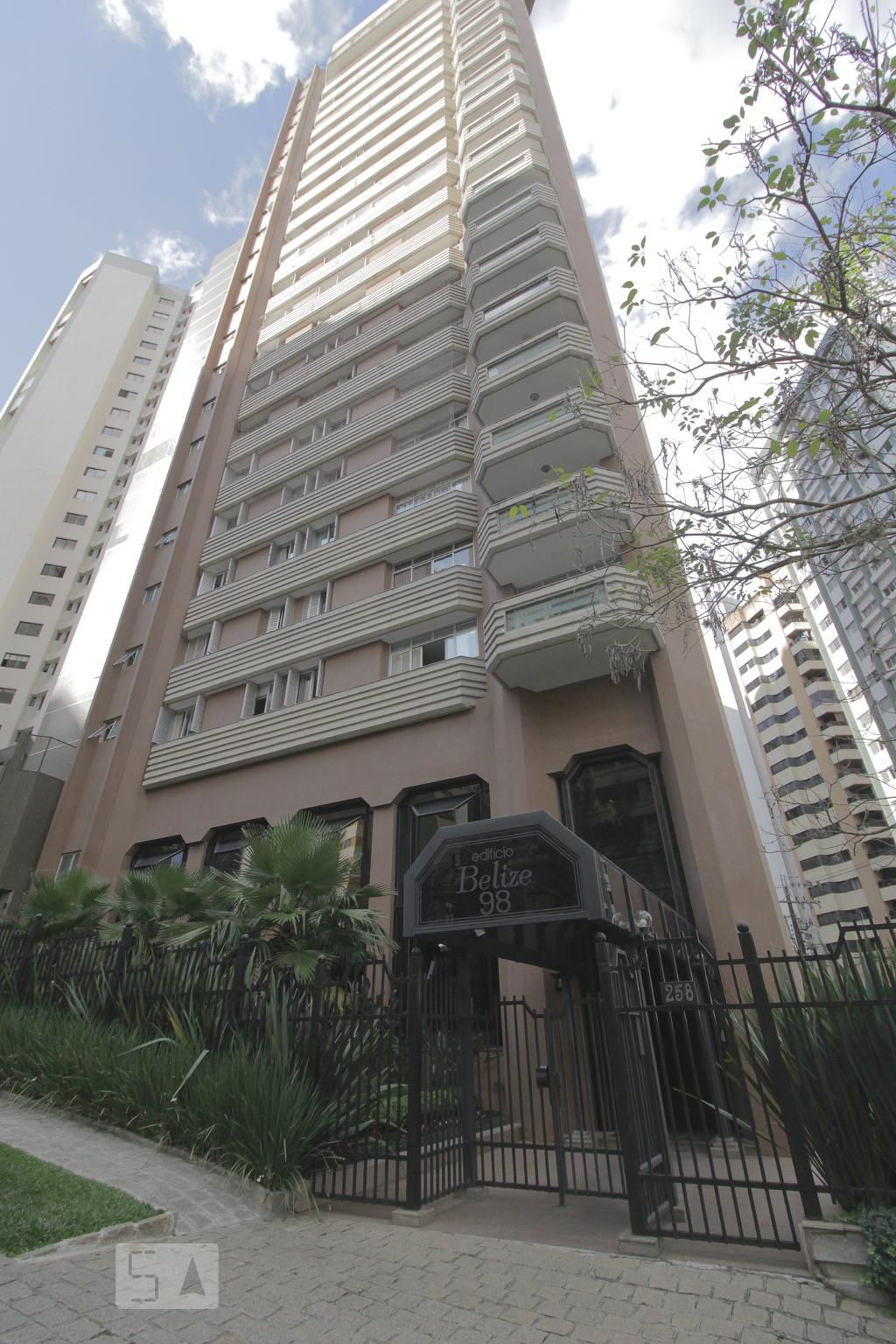 Fachada do Prédio Condomínio em Rua Bruno Filgueira, 258