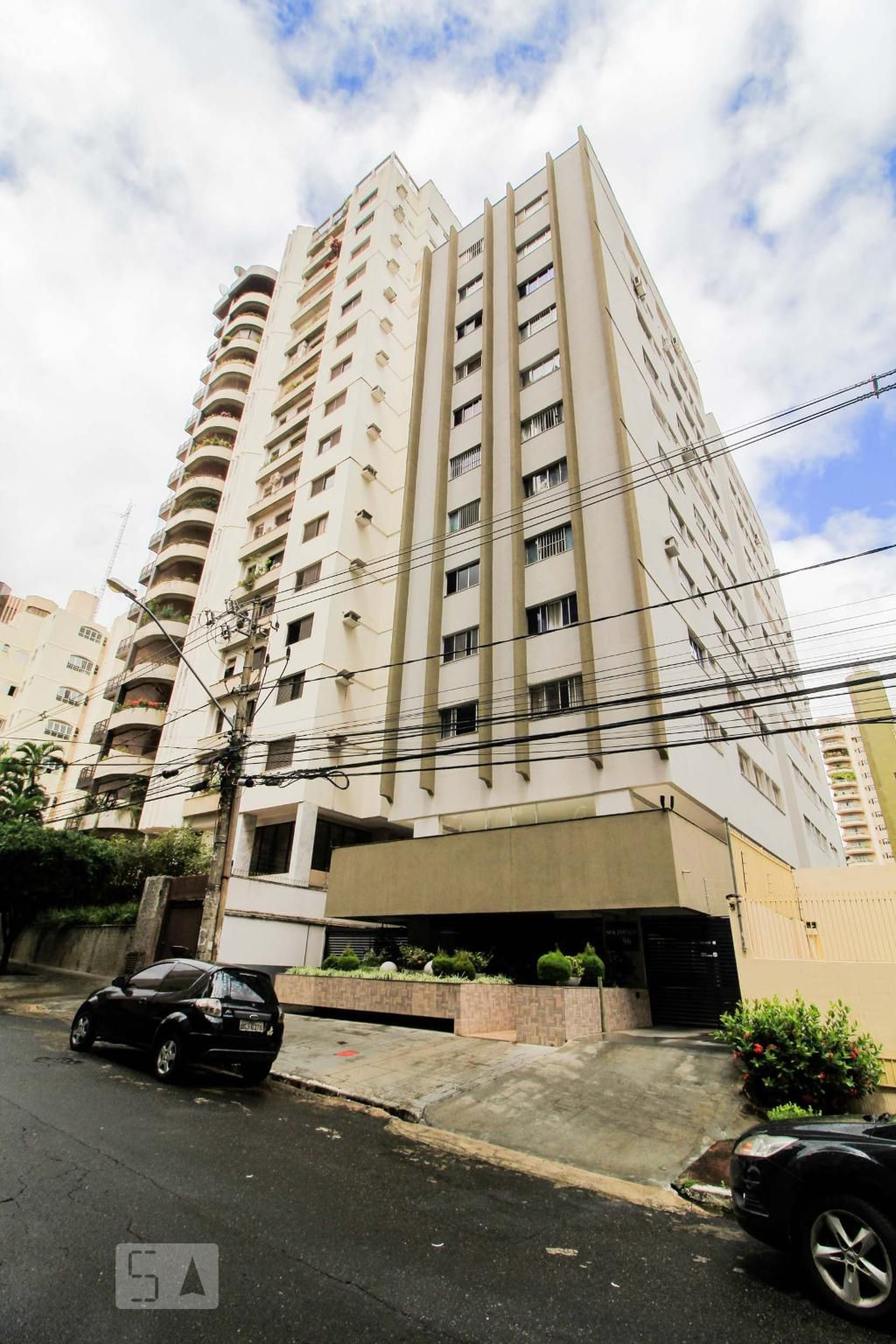 Fachada do Condomínio Condomínio Solimões