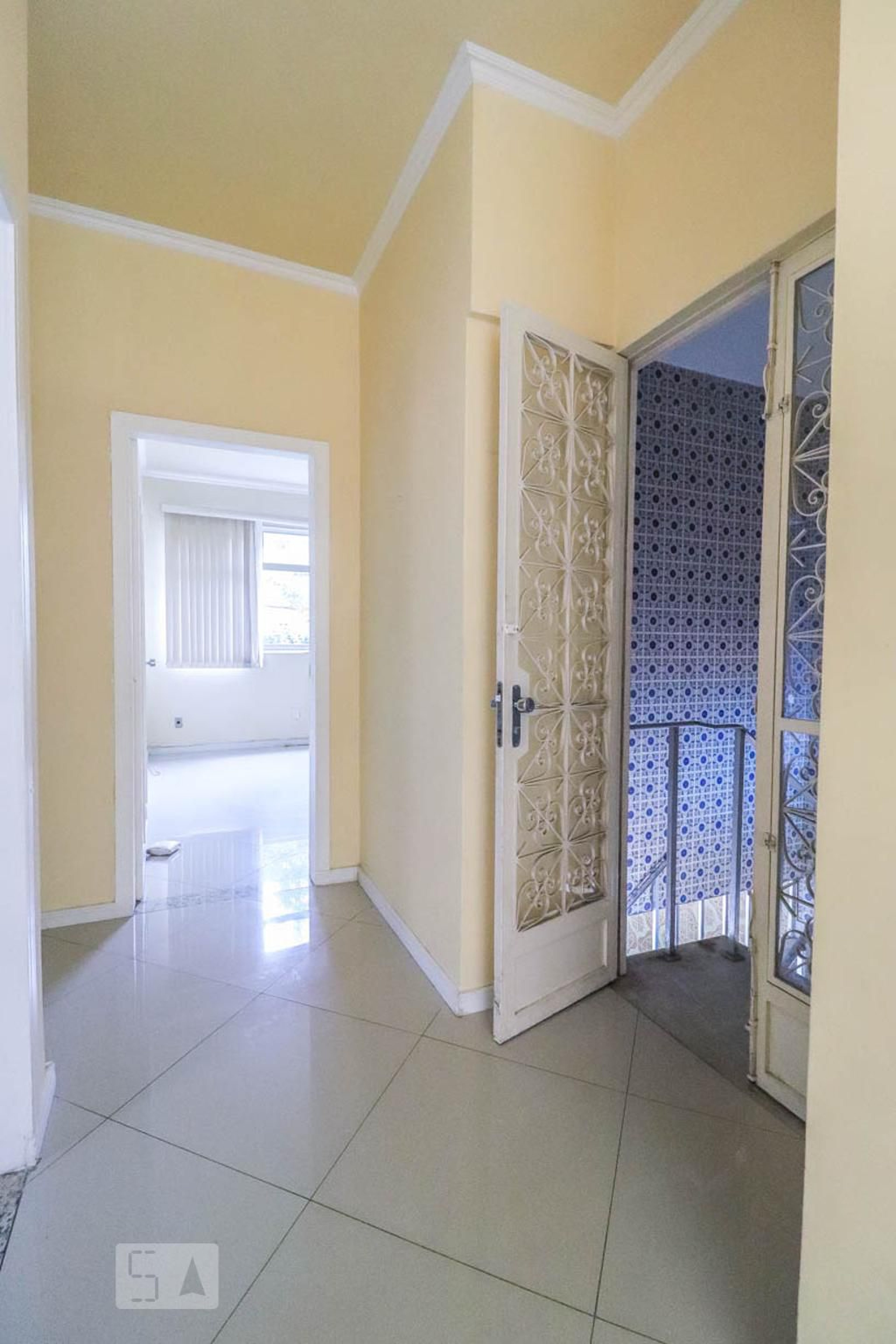 Hall de Entrada - Residencial Tropical