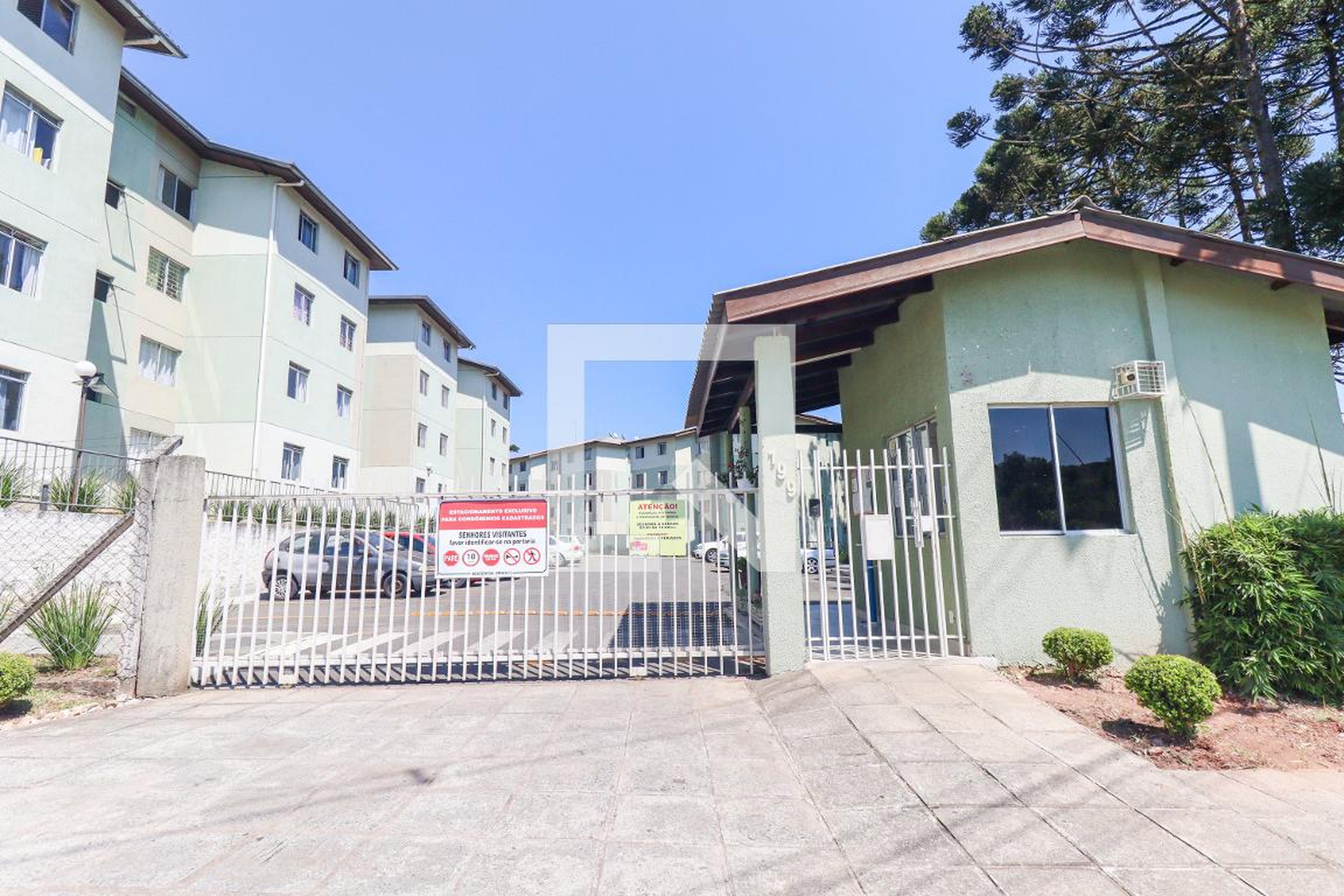 Fachada do Condomínio Residencial Imbuia III