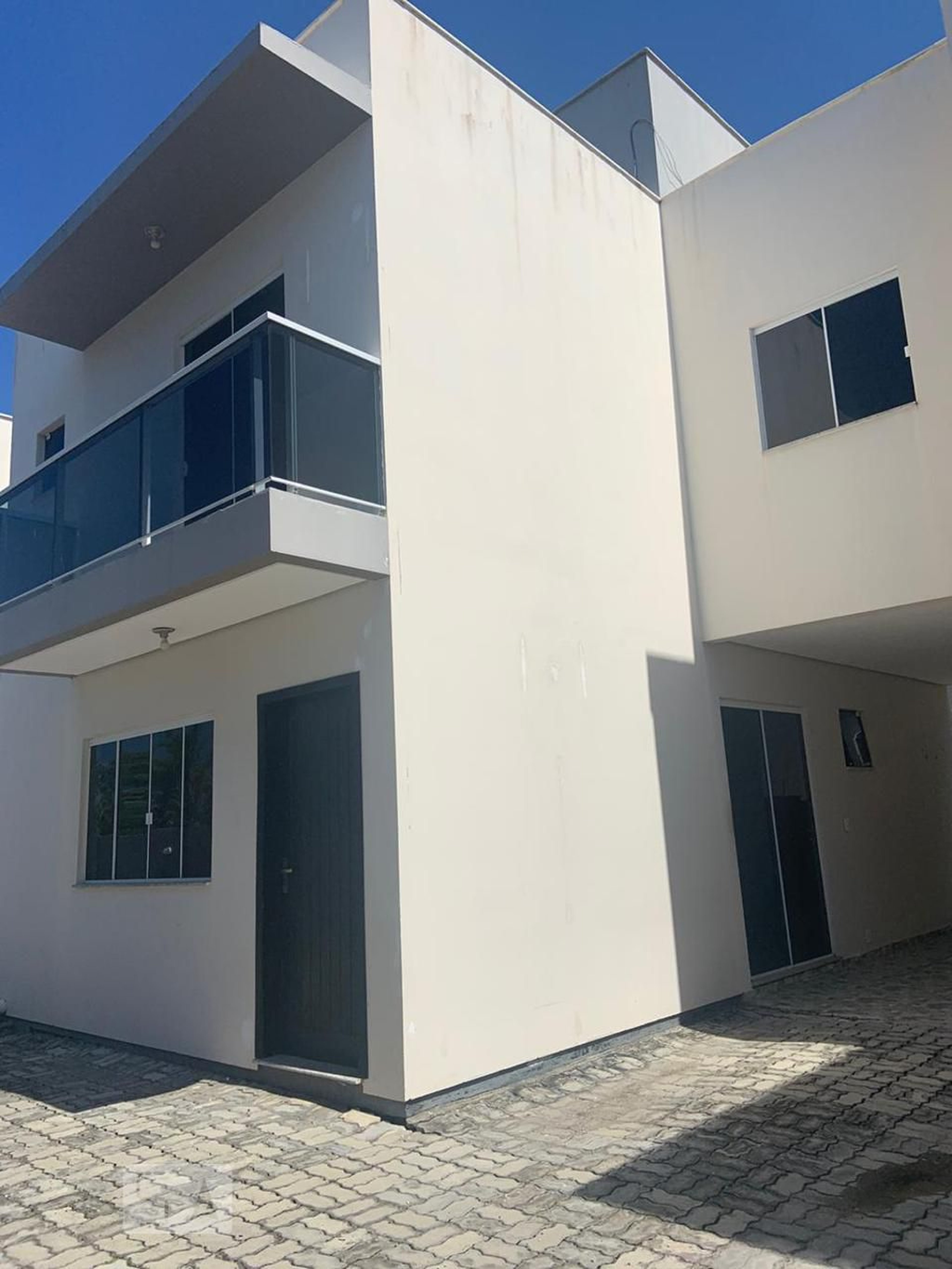 fachada Condomínio em Rua Fernando Bauther da Silva, 638