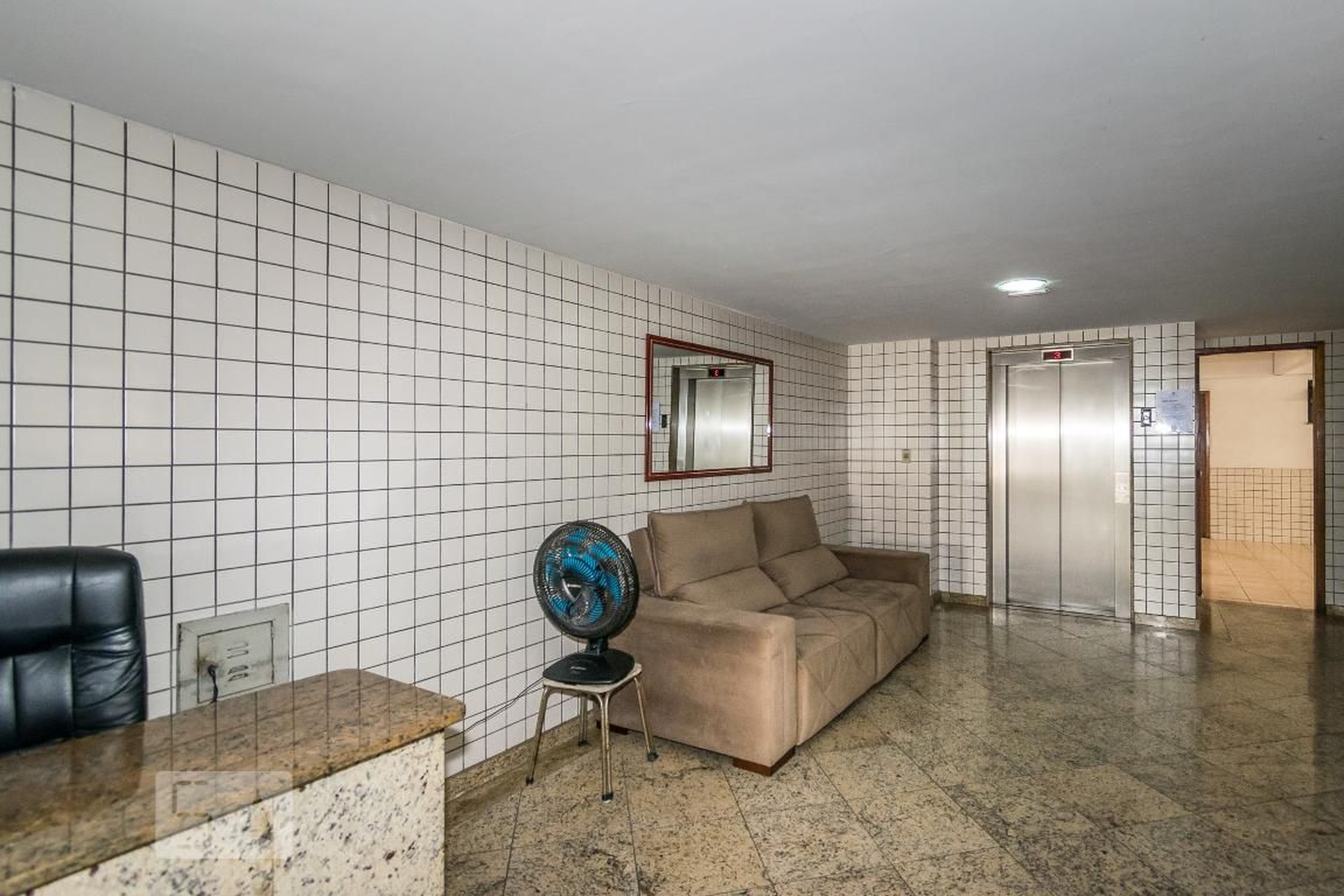 Hall de Entrada - Duarte Mourjon