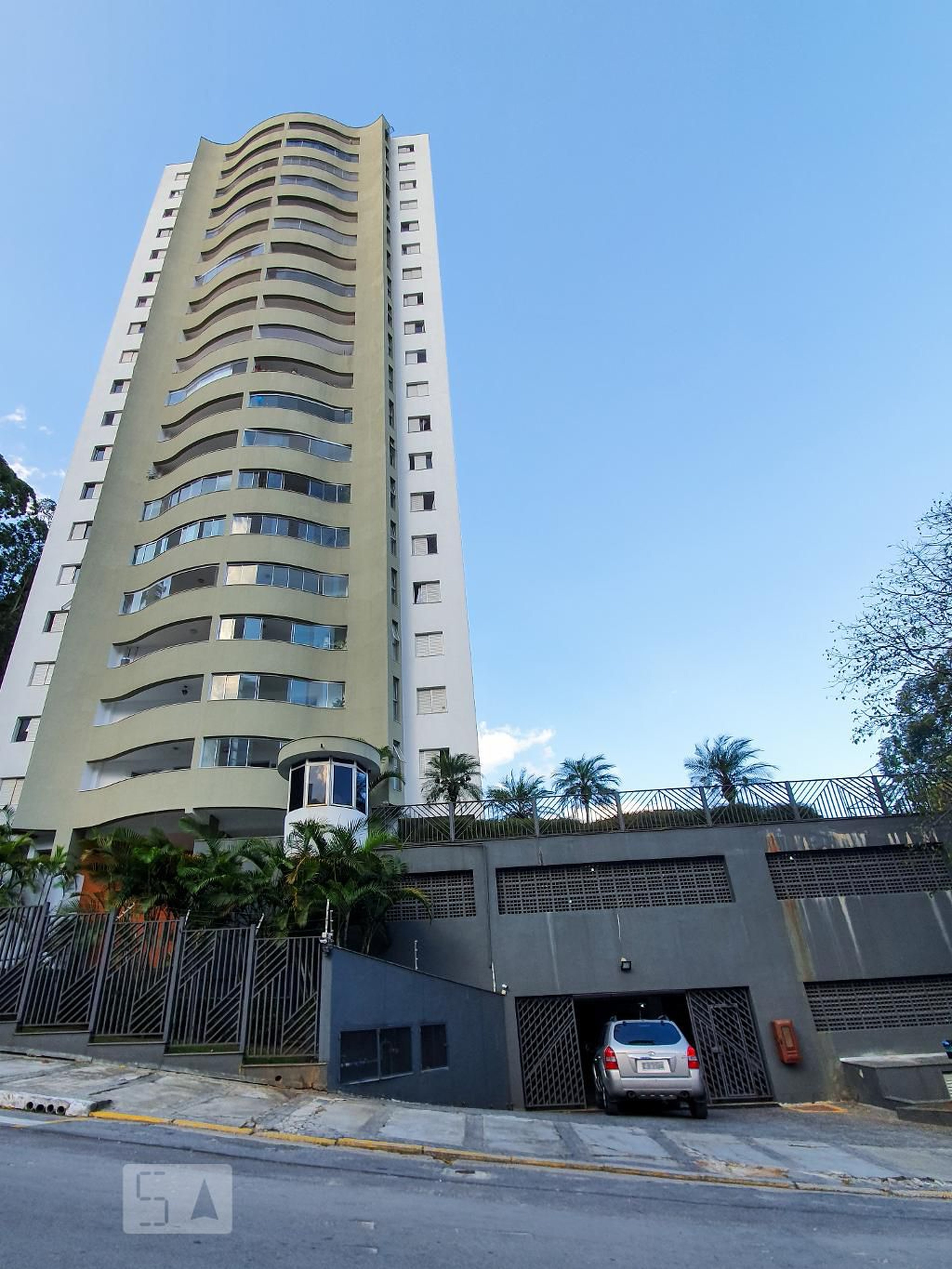 Fachada do Condomínio Condomínio San Genaro