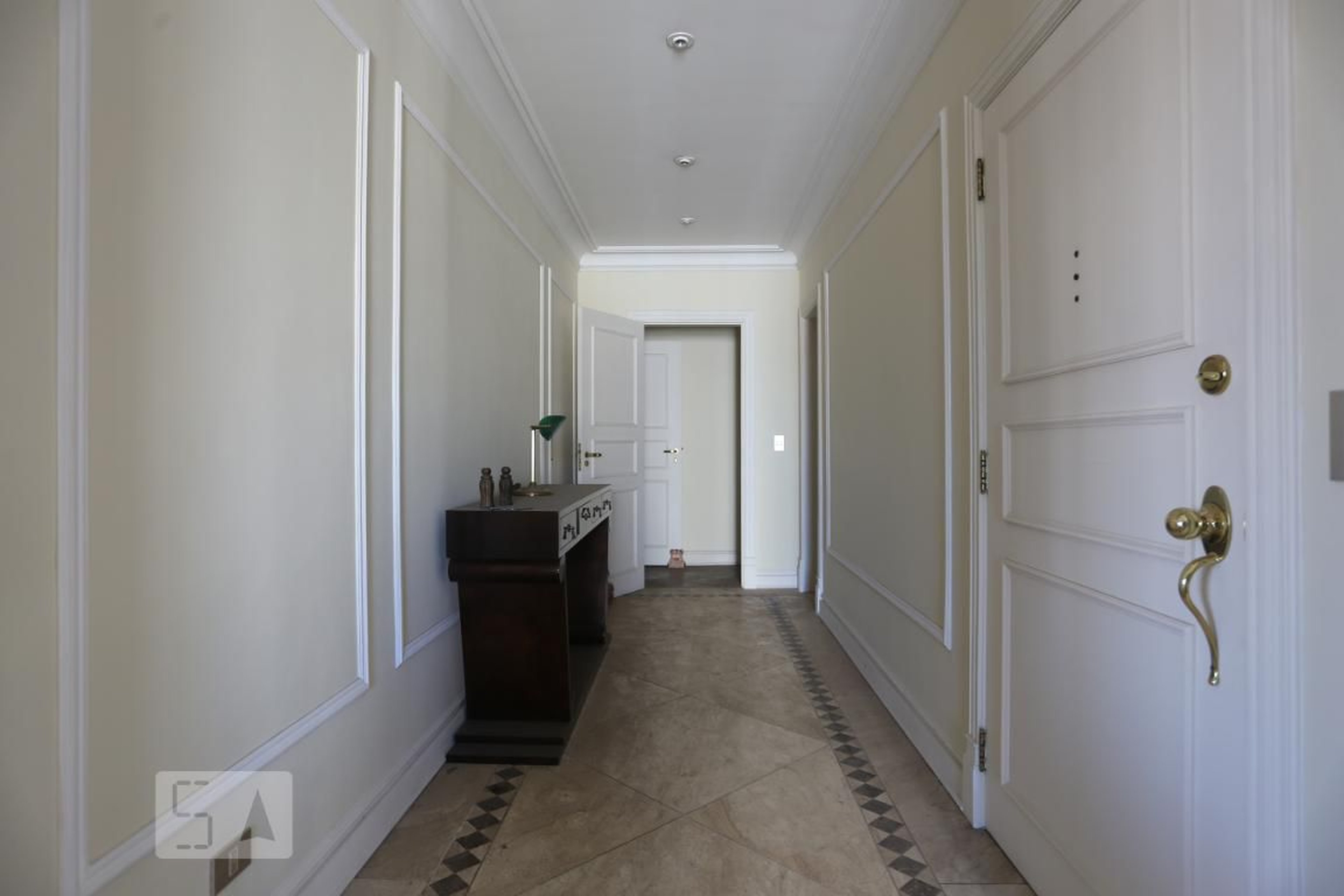 Hall de Entrada Condomínio Sheynna Tower