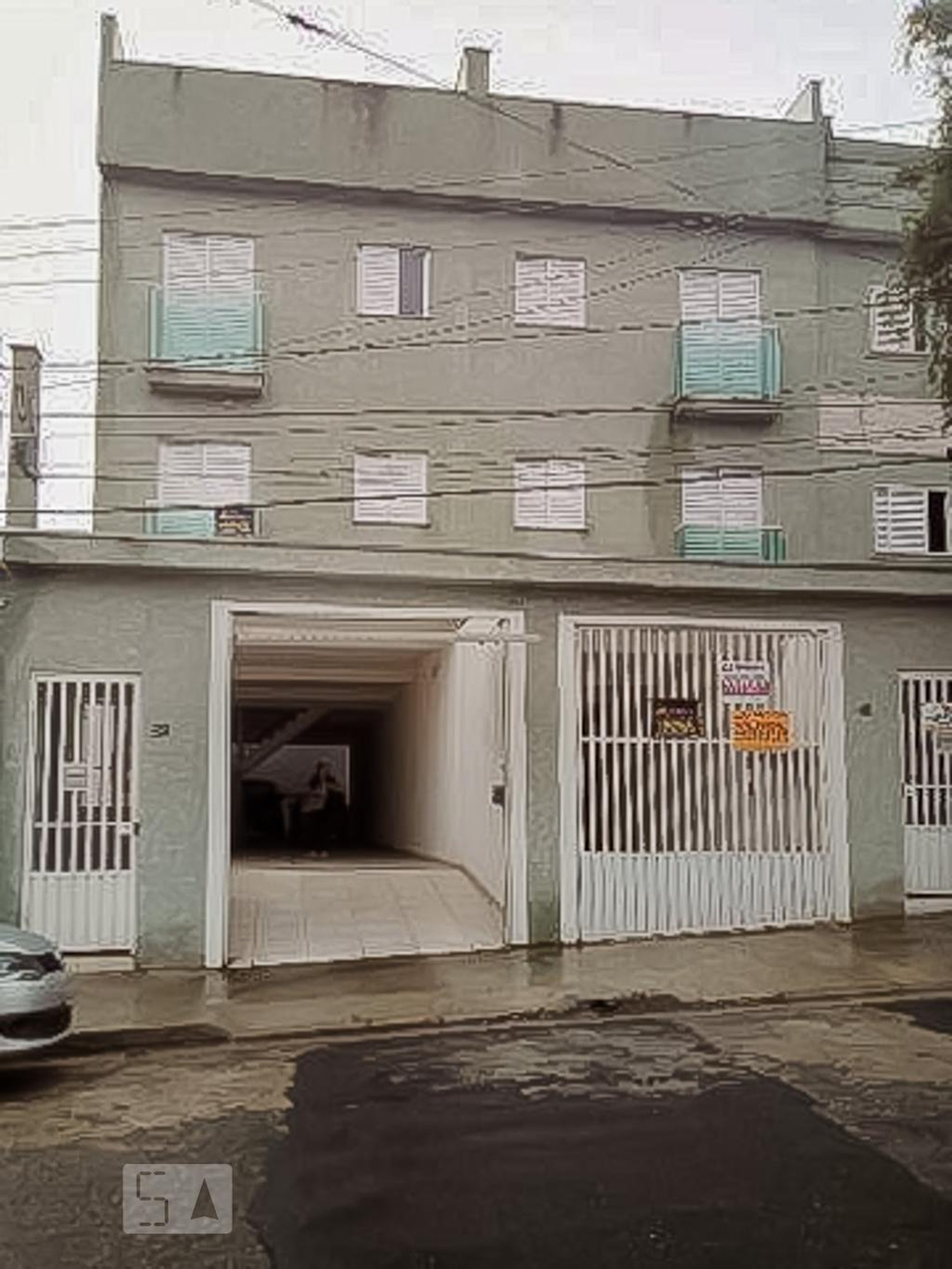 Fachada Condomínio em R. Cônego Lula, 48