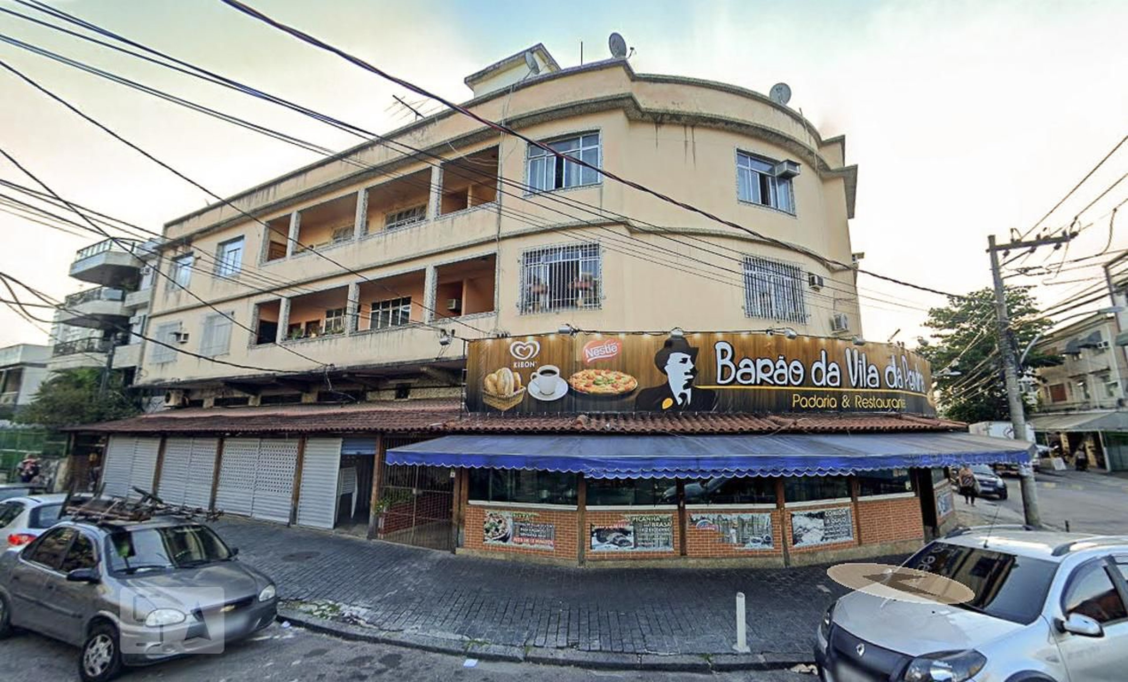 Fachada do Prédio Condomínio em Rua General Otávio Povoa, 190