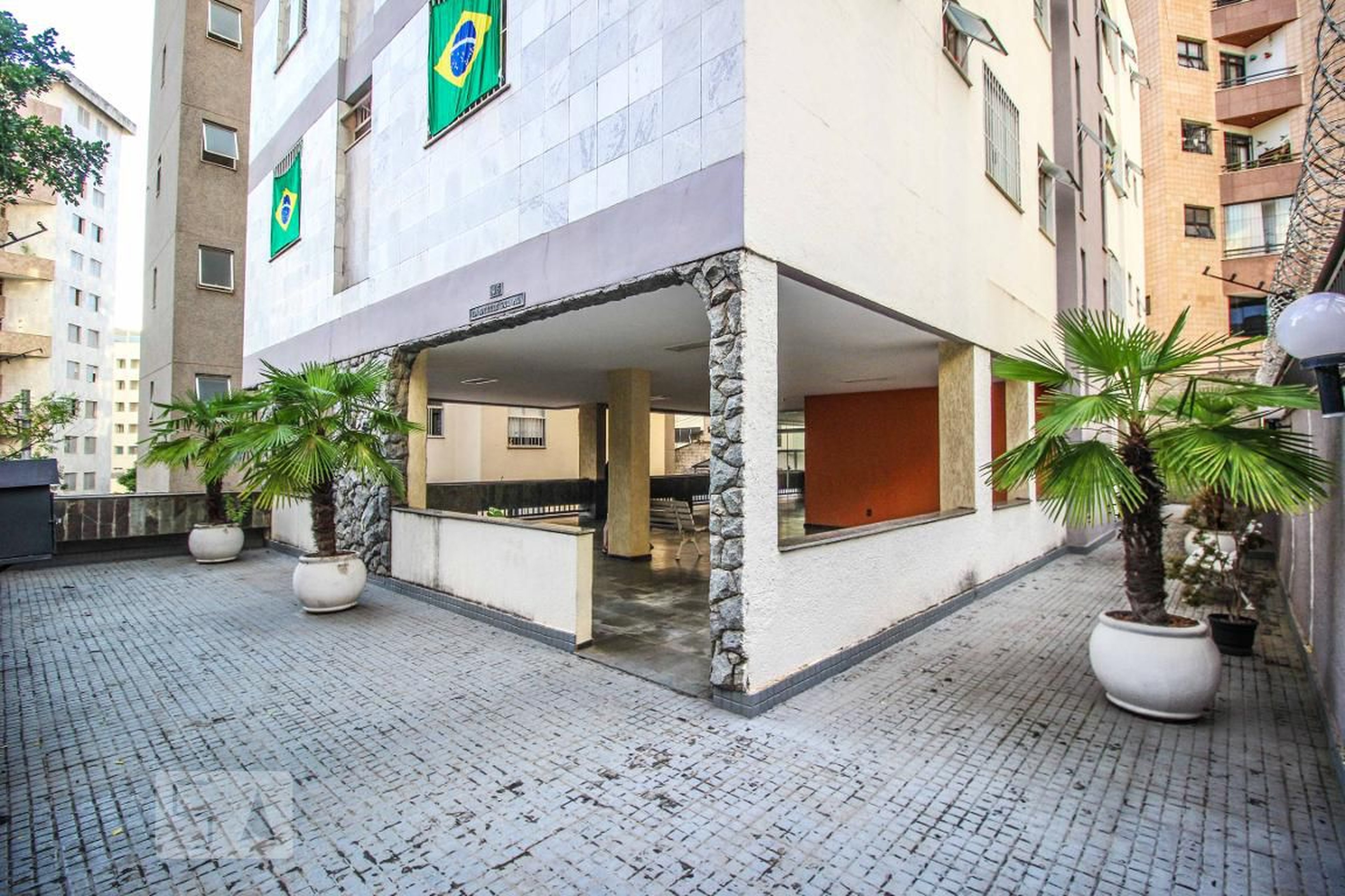 Entrada - Edifício Impellizieri Souza Poli