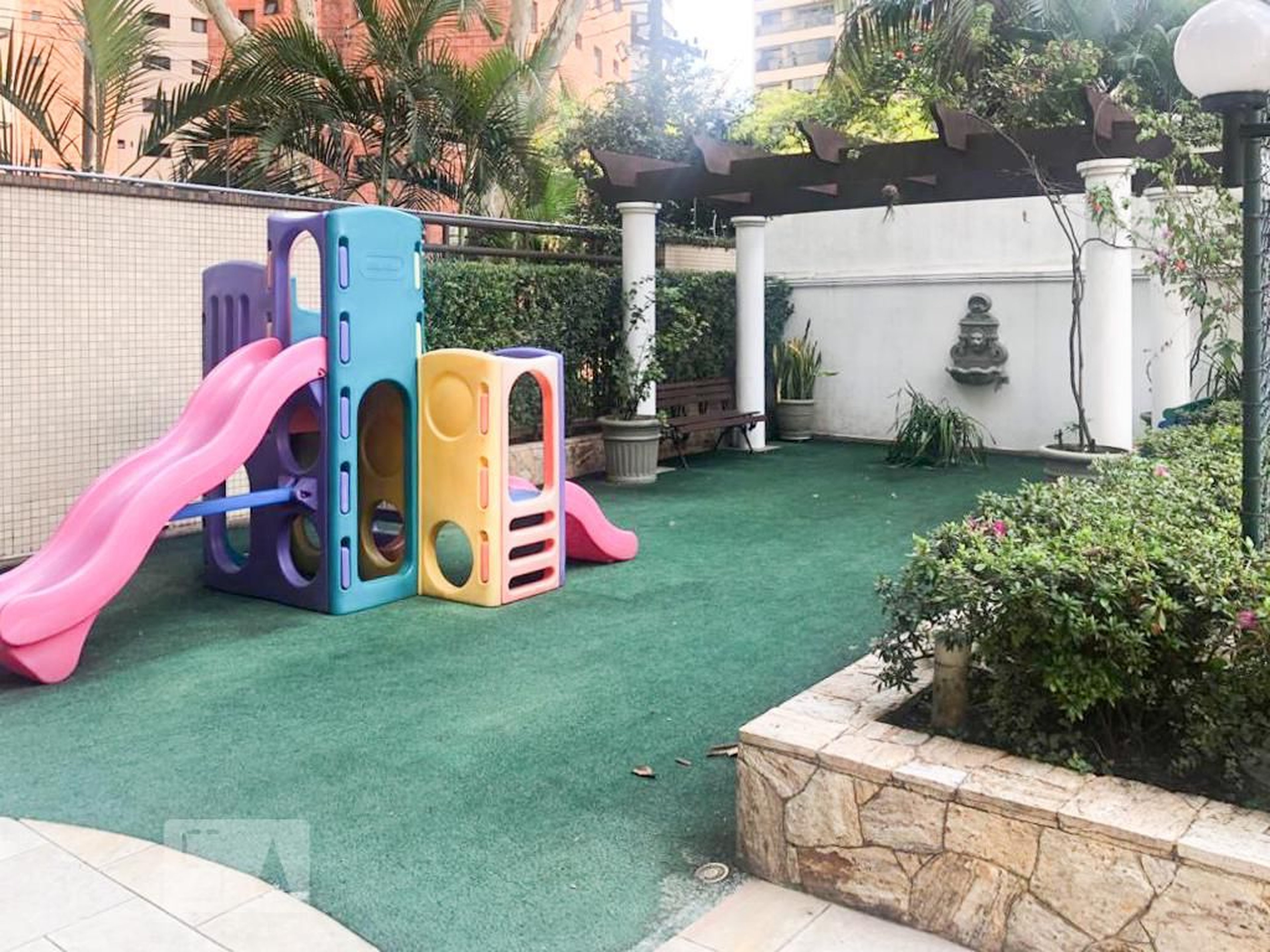 Playground - Palacio das Orquideas