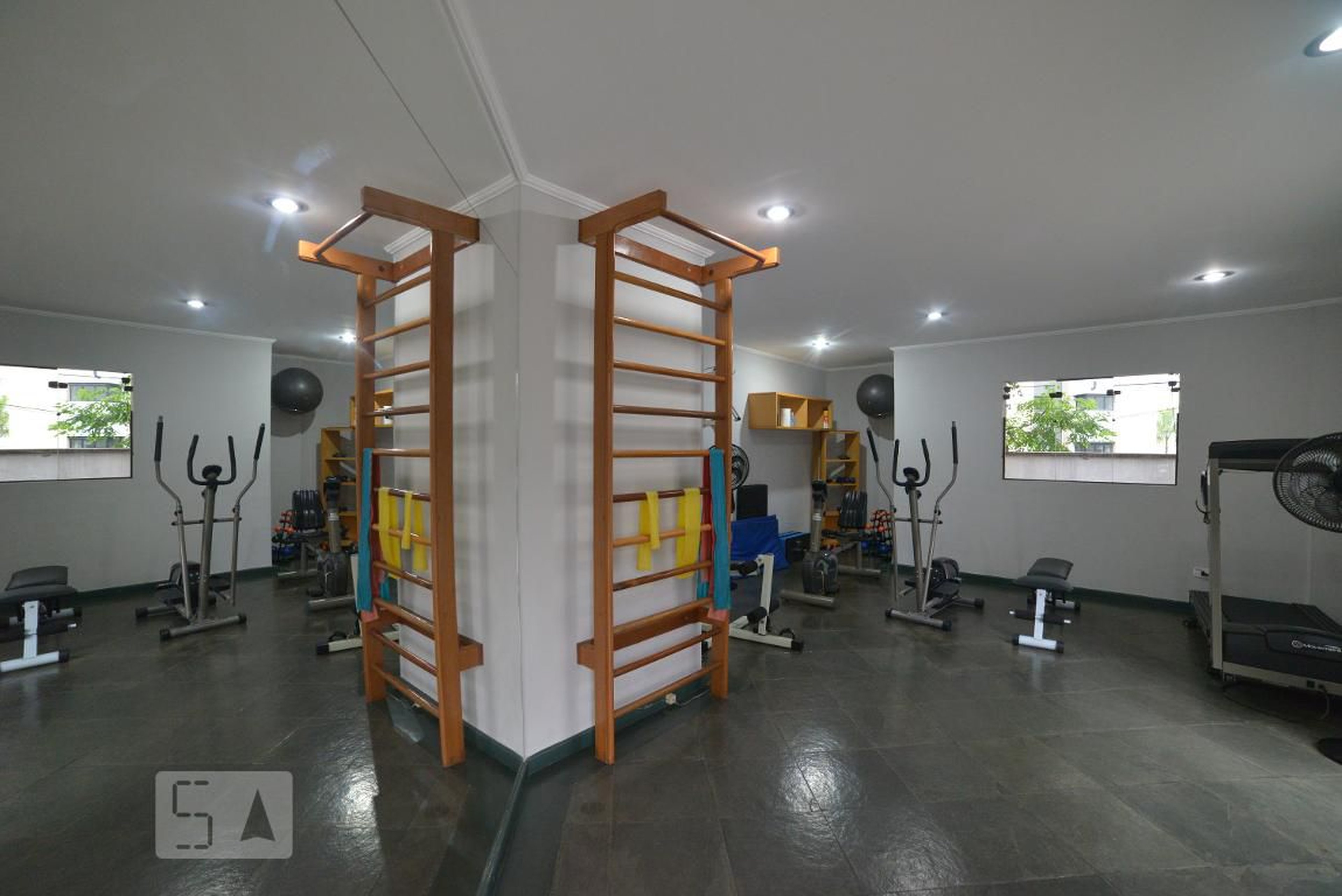 Academia - Maison de Oiseaux