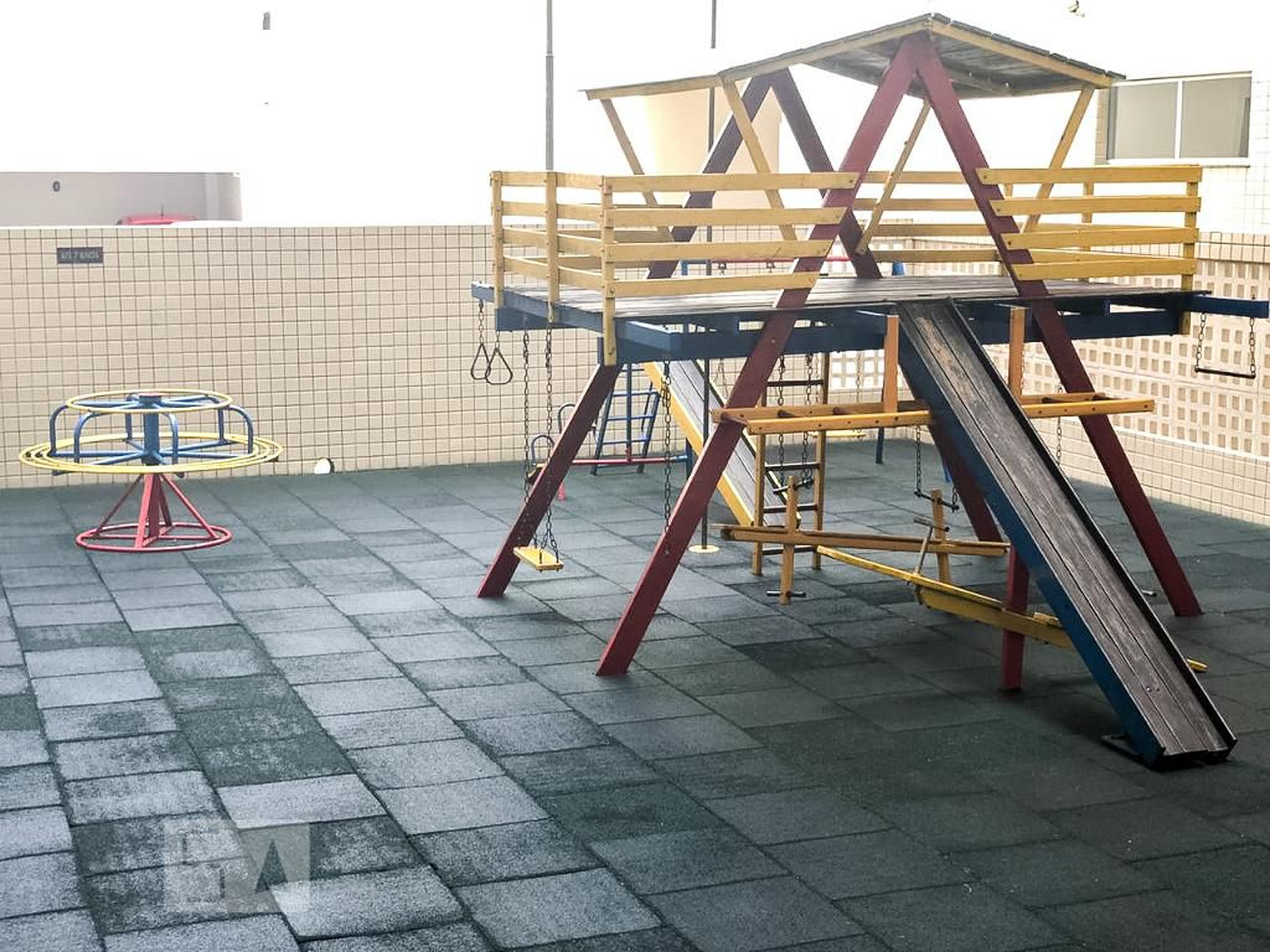 Playground - Alzemiro João Vieira