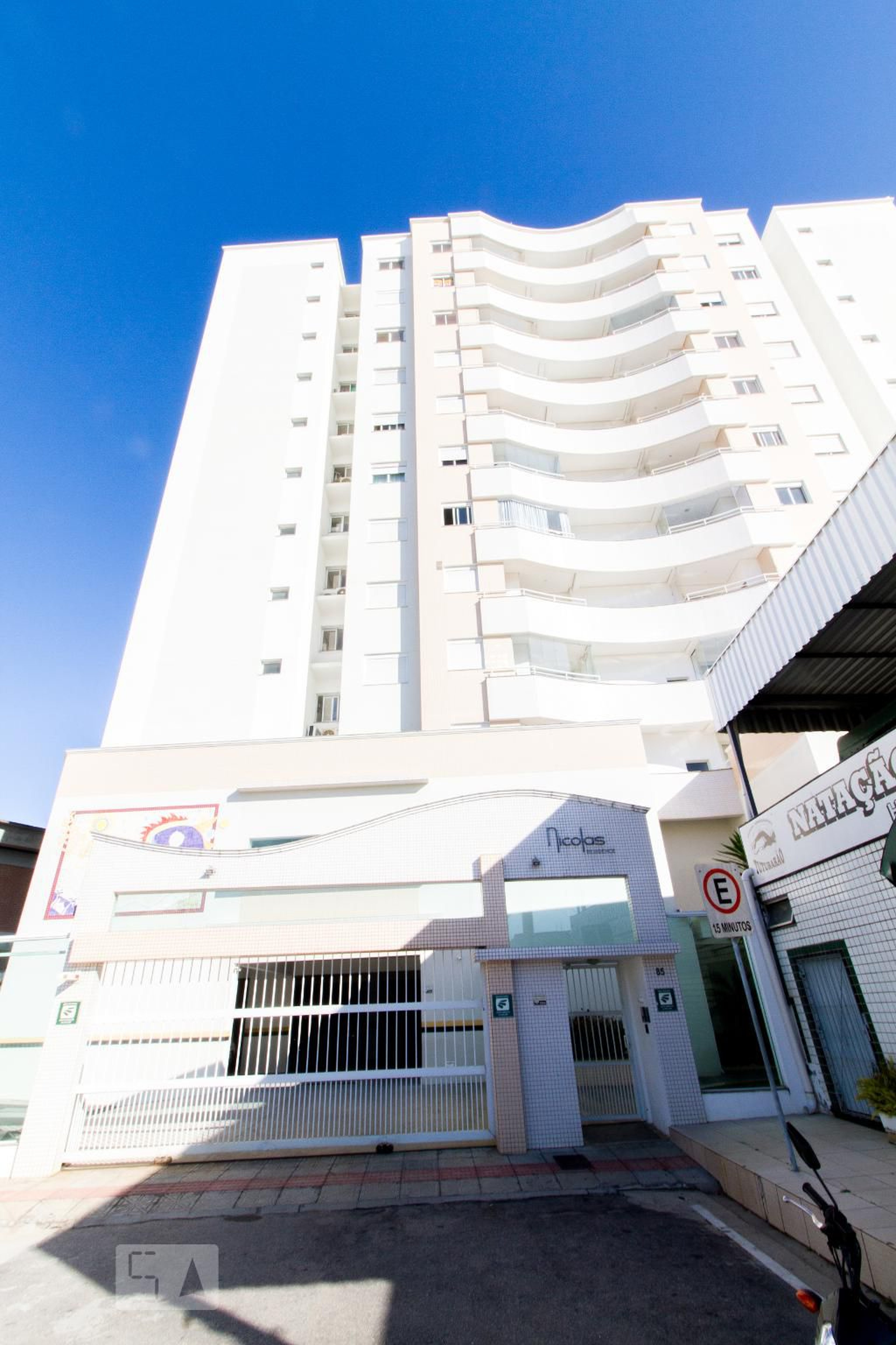 Fachada do Condomínio Condomínio Nícolas Residence