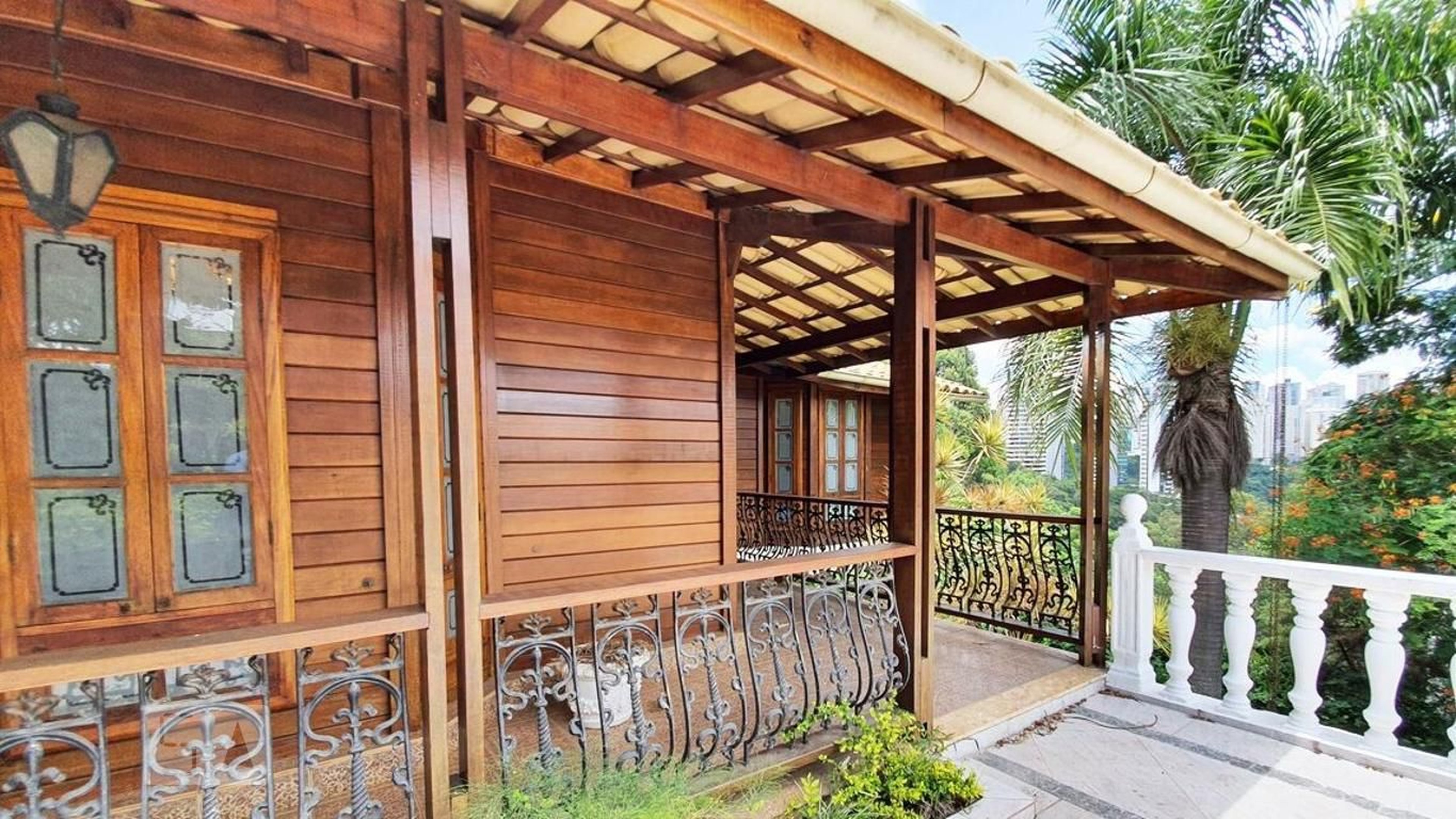 Entrada Condomínio em Rua das Acácias, 1300