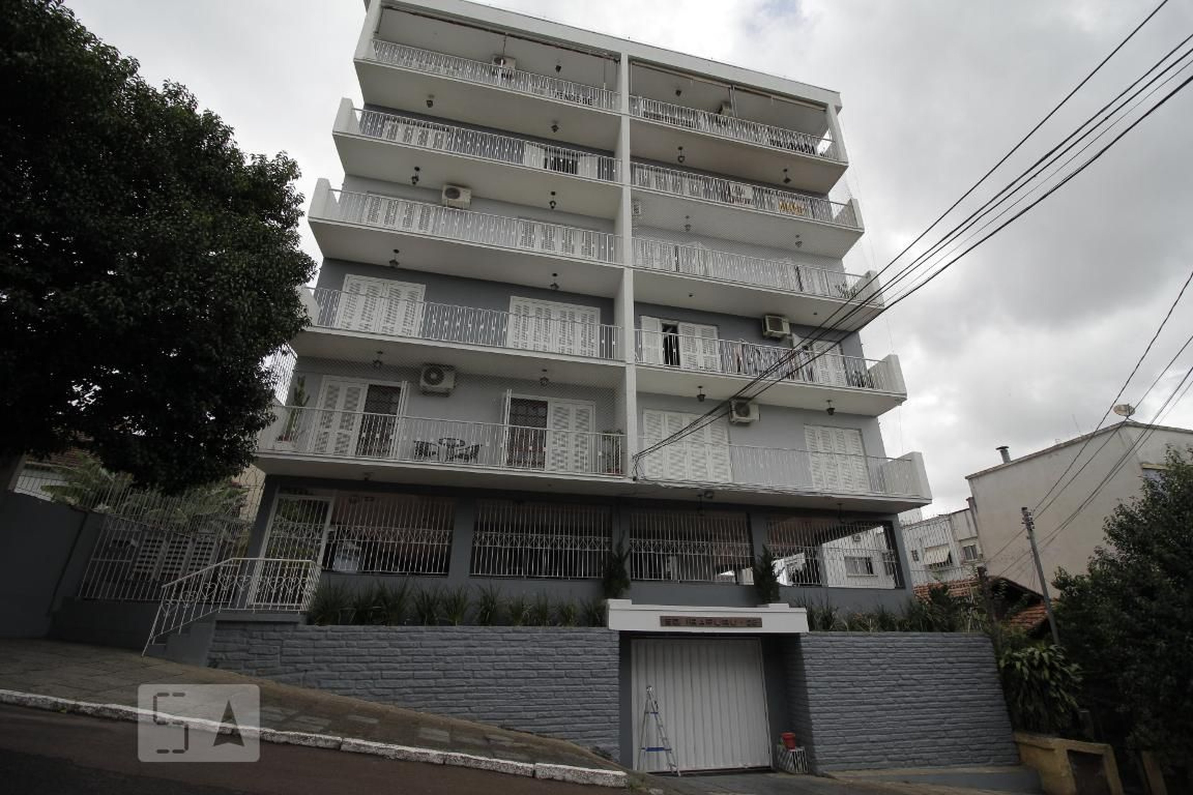 Fachada Condomínio Irapuru