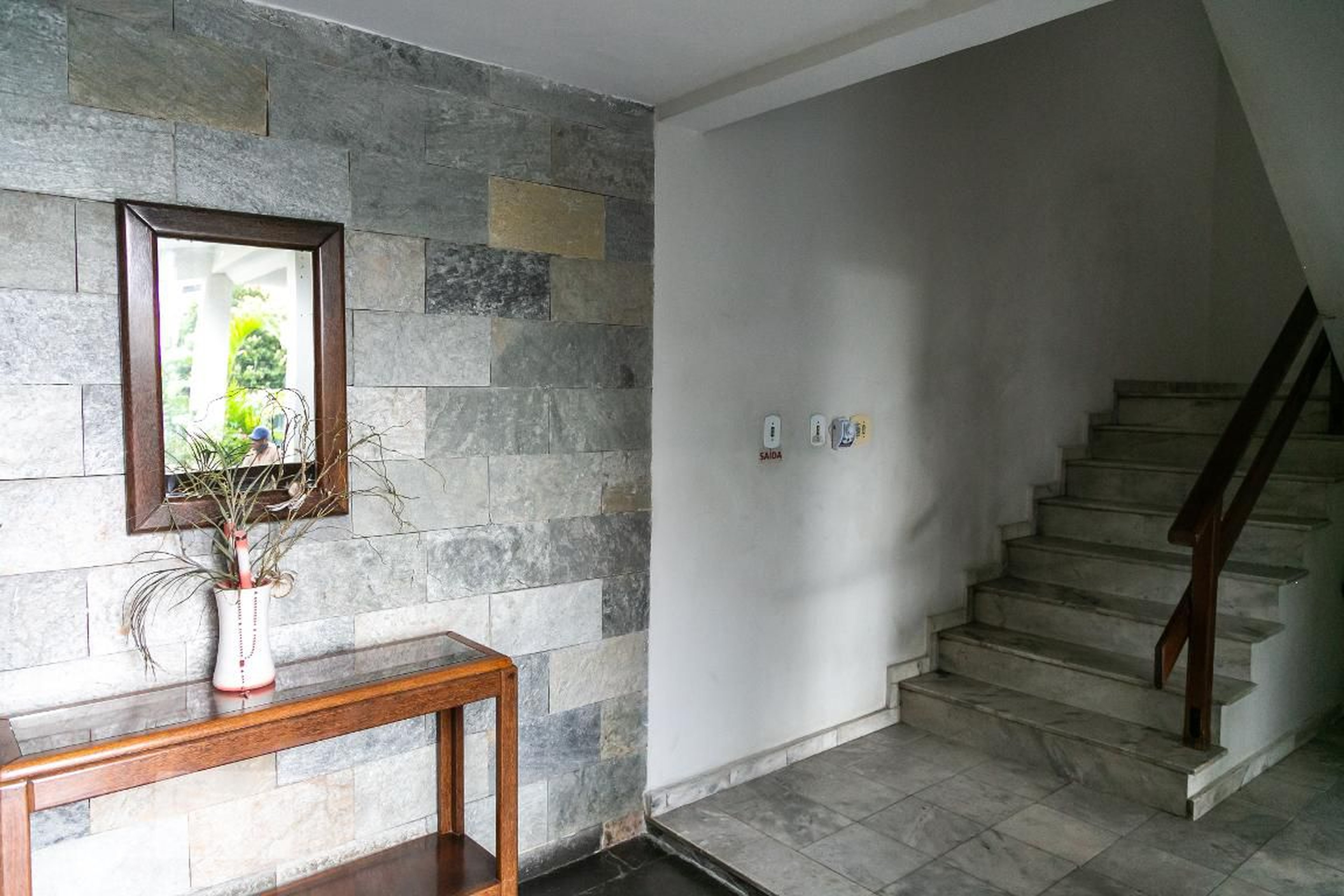 Entrada - Edifício Antônio Rocha