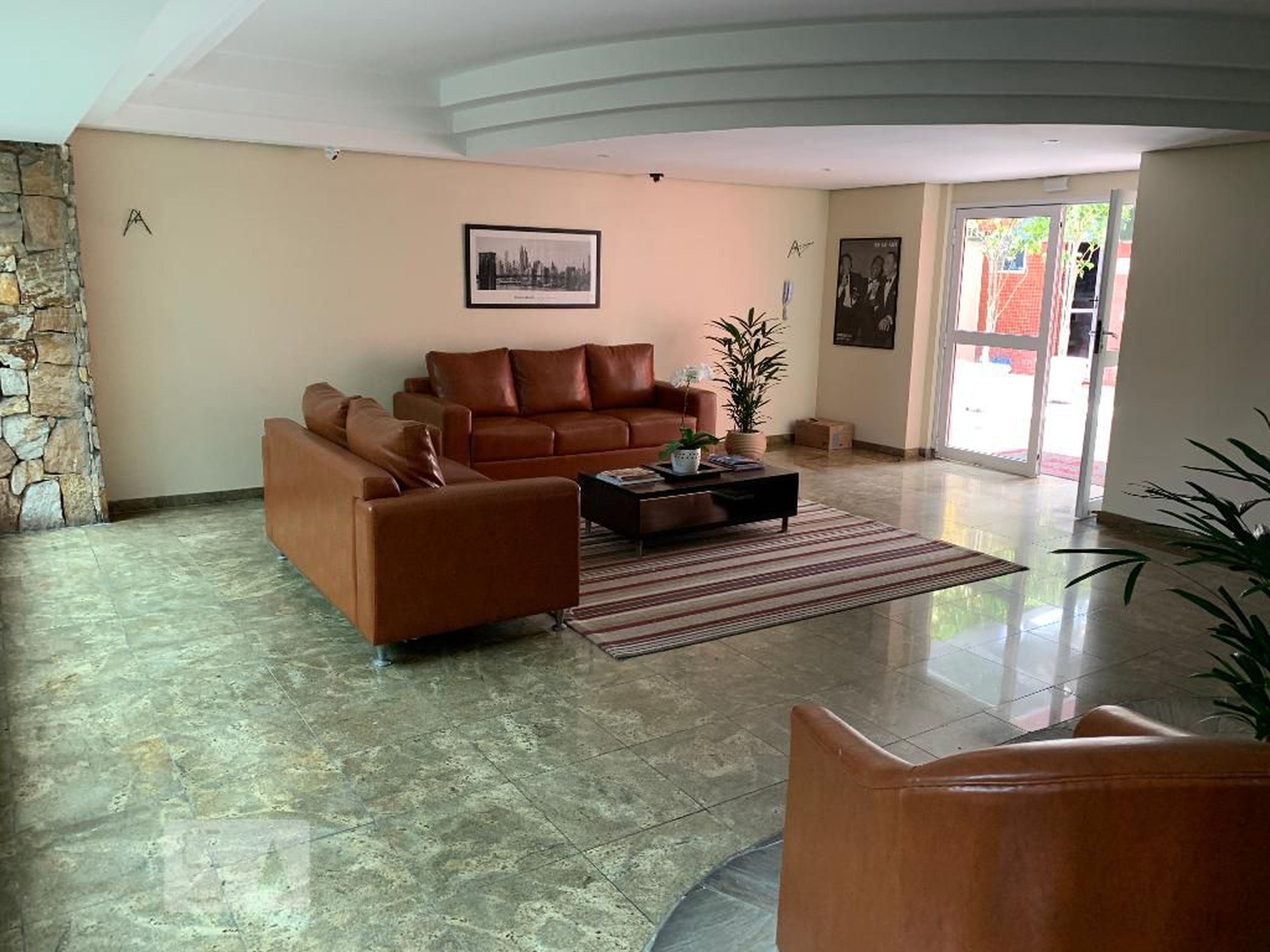 Hall - Edificio The Big Apple