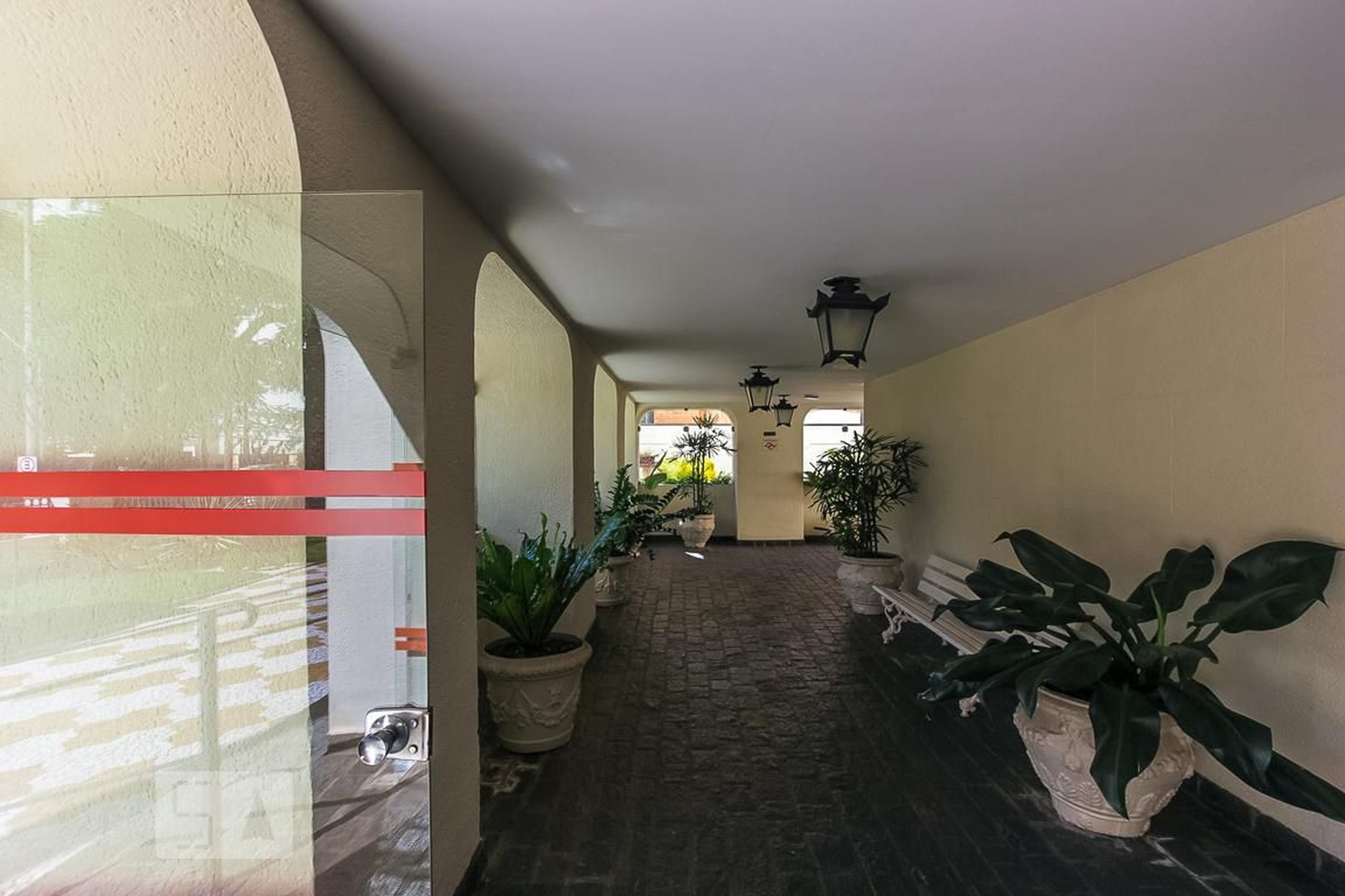 Condomínio - Edifício Flamboyant