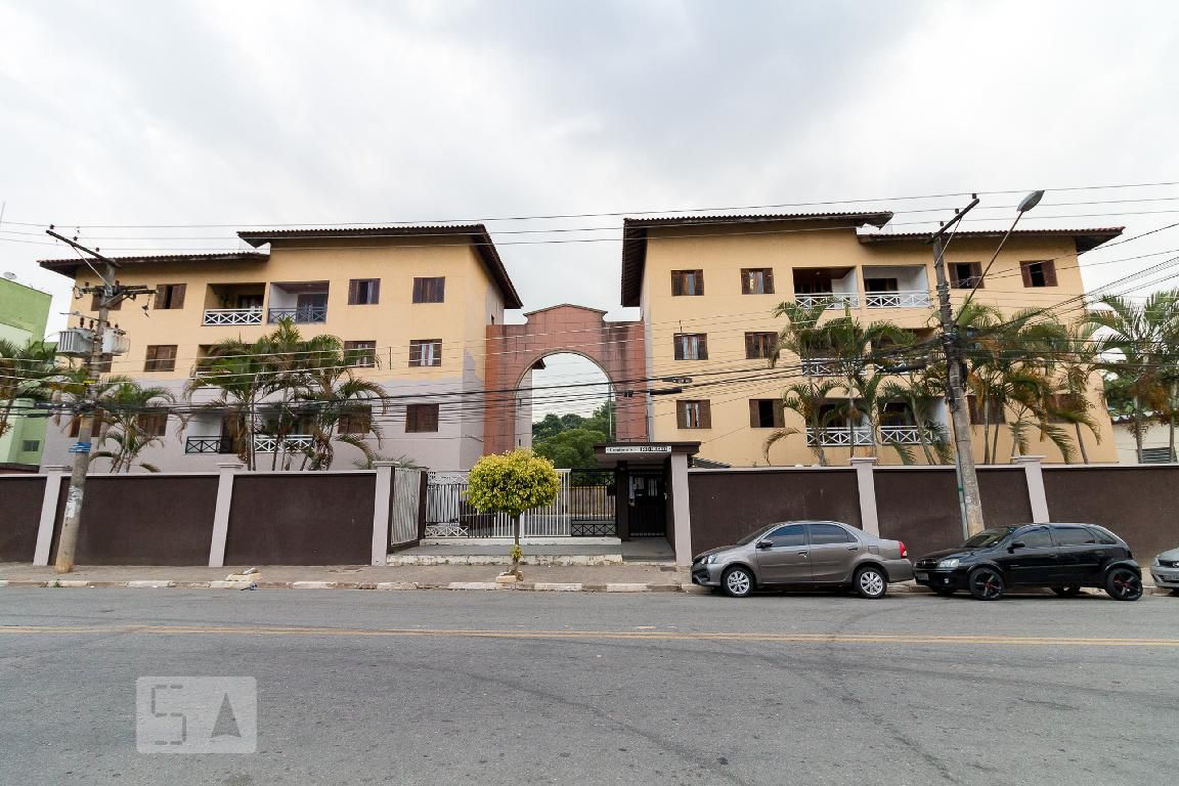 Fachada do condomínio Condomínio Rio Negro