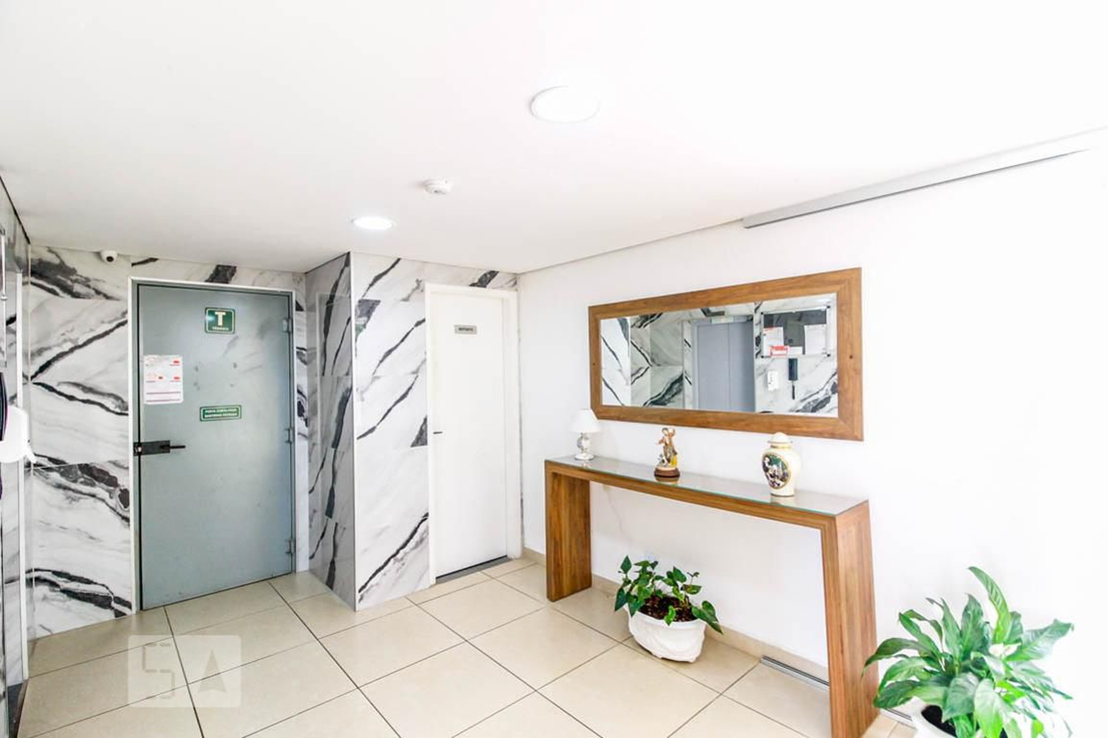 Hall - Jardim Edite 2