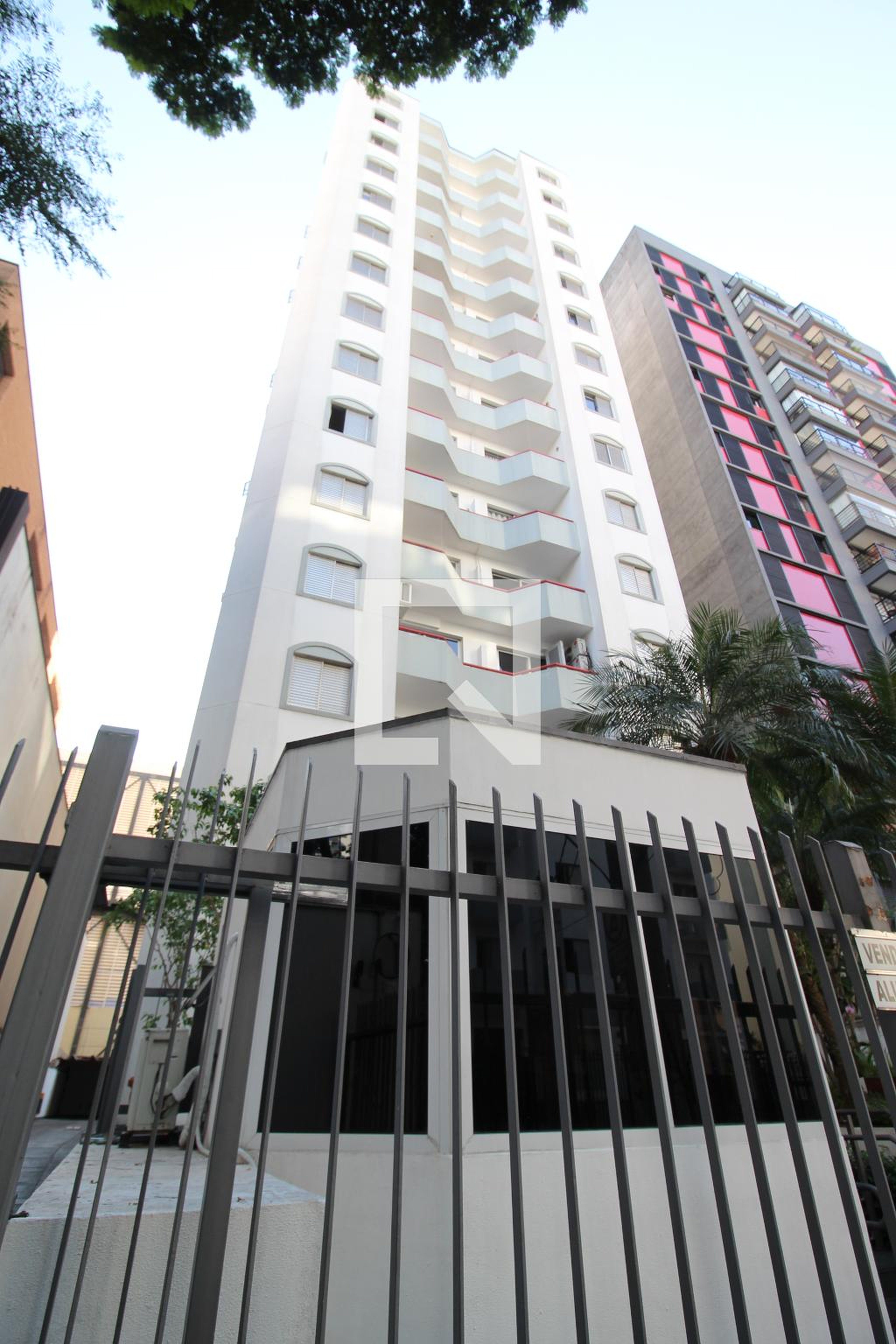 Fachada Edifício Charmant
