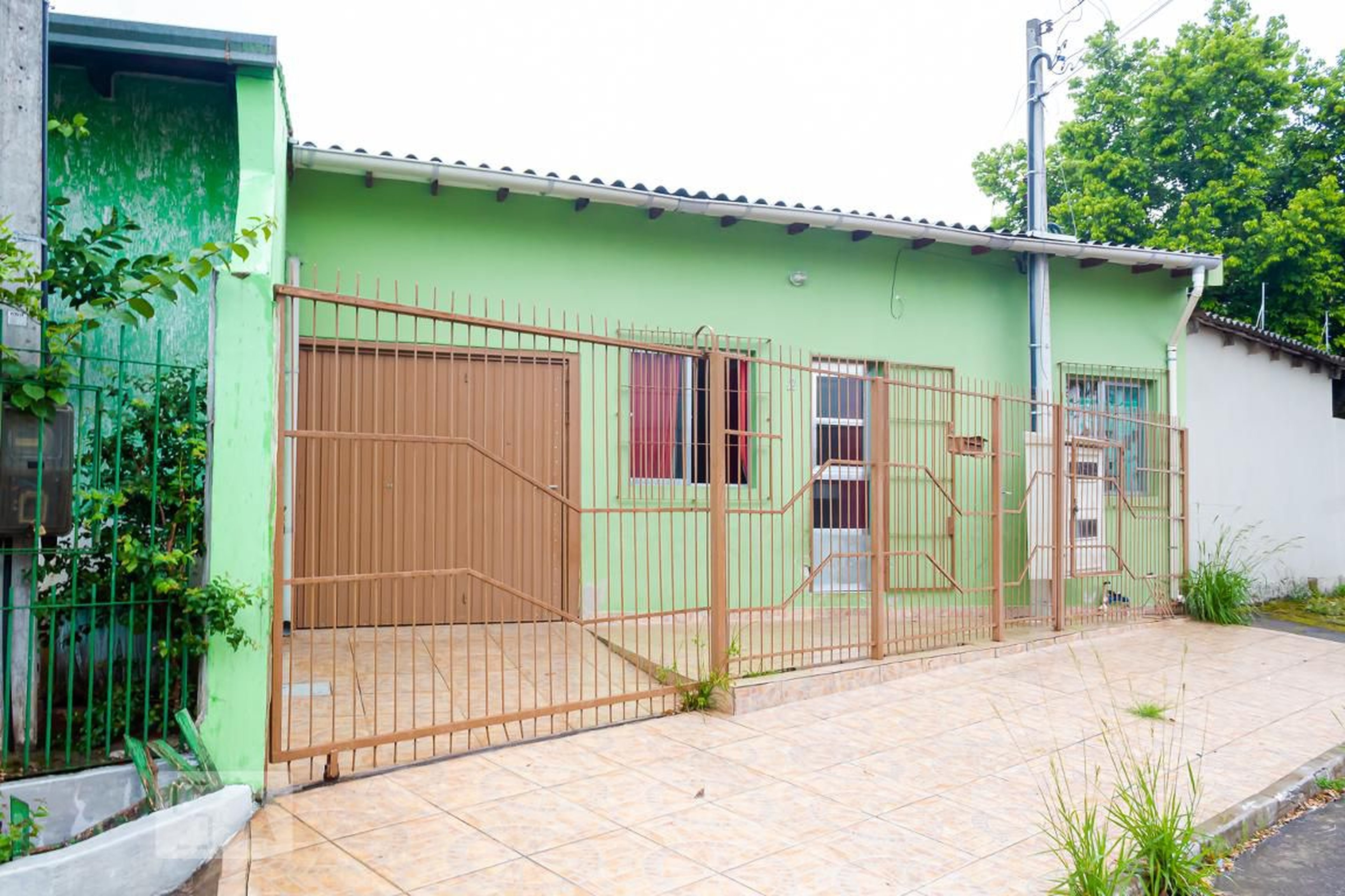 Fachada Condomínio em Quadra G Cinco, 2