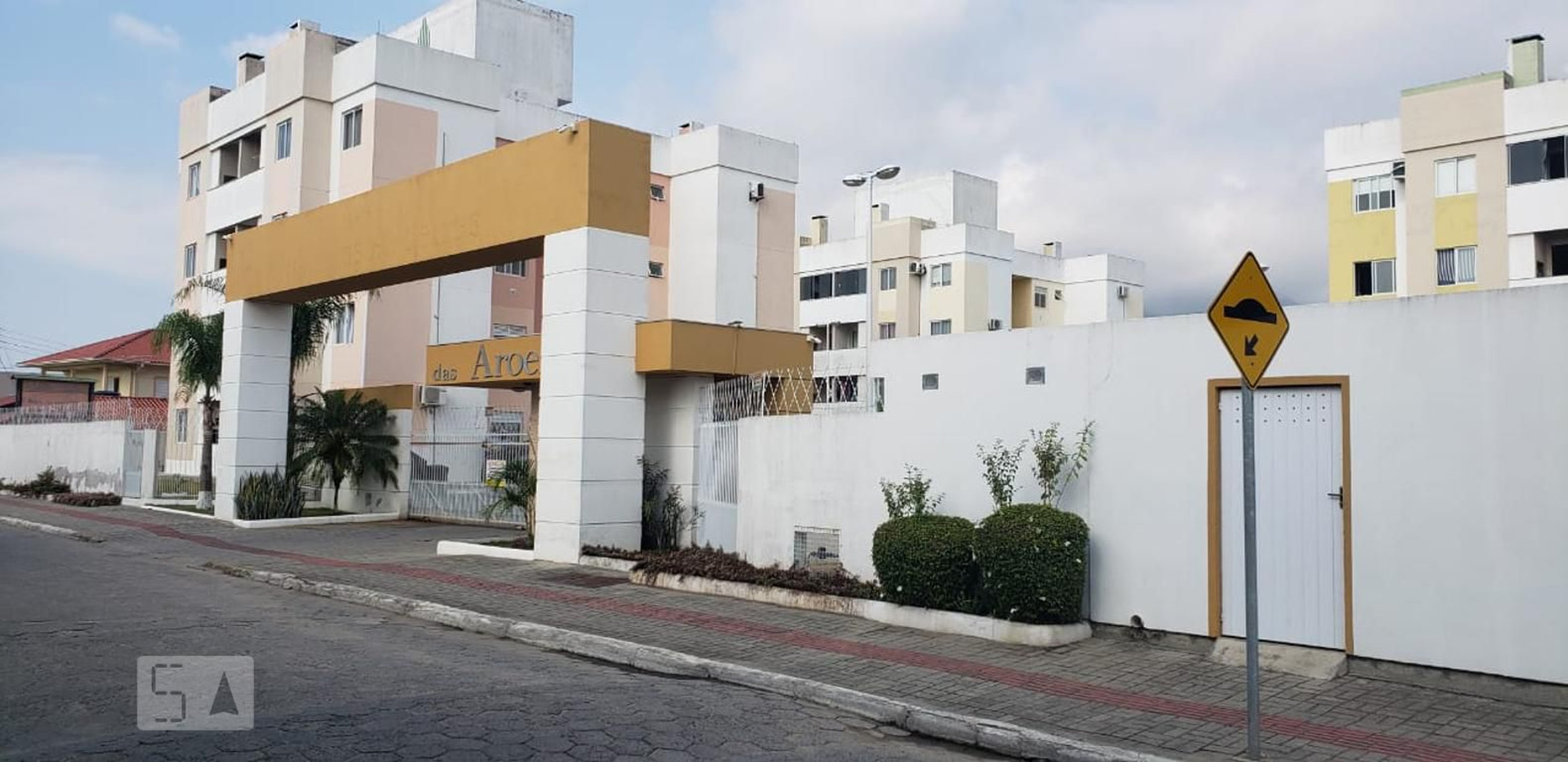 Fachada do Condomínio Residencial Solar das Aroeiras