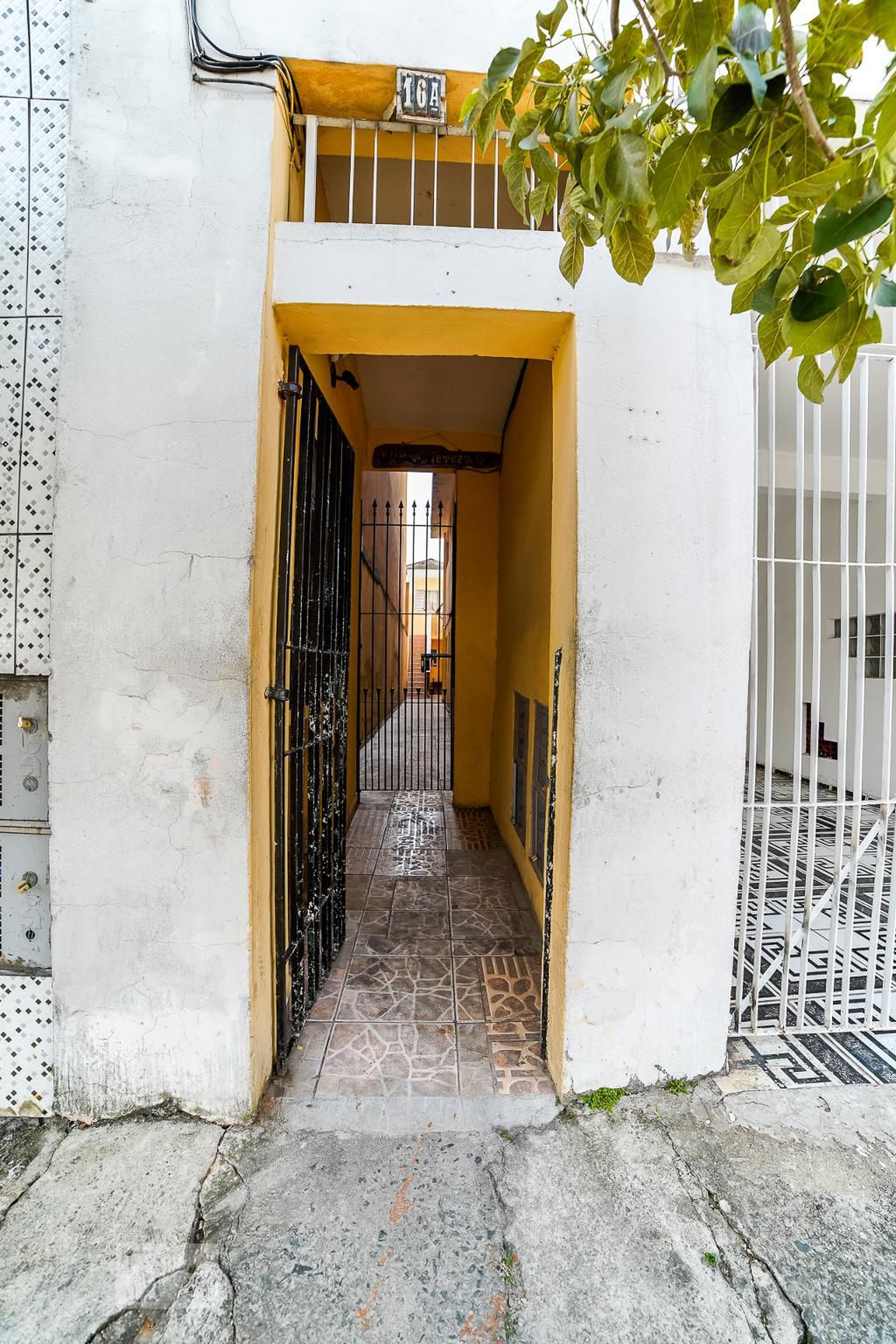 Fachada Condomínio em Rua Sargento Jeter Augusto Pereira, 16