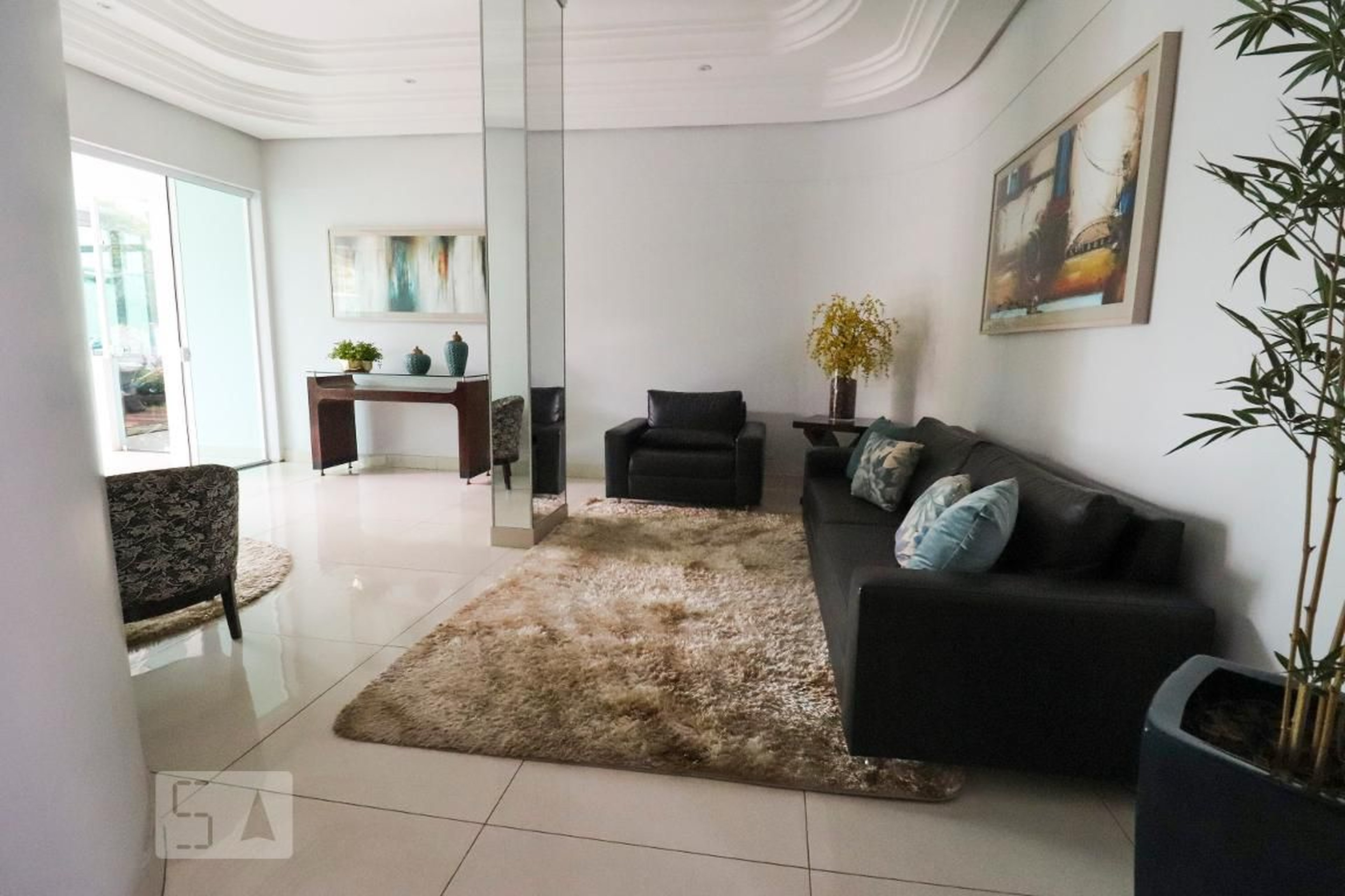 Hall de Entrada - Jardins Versailles