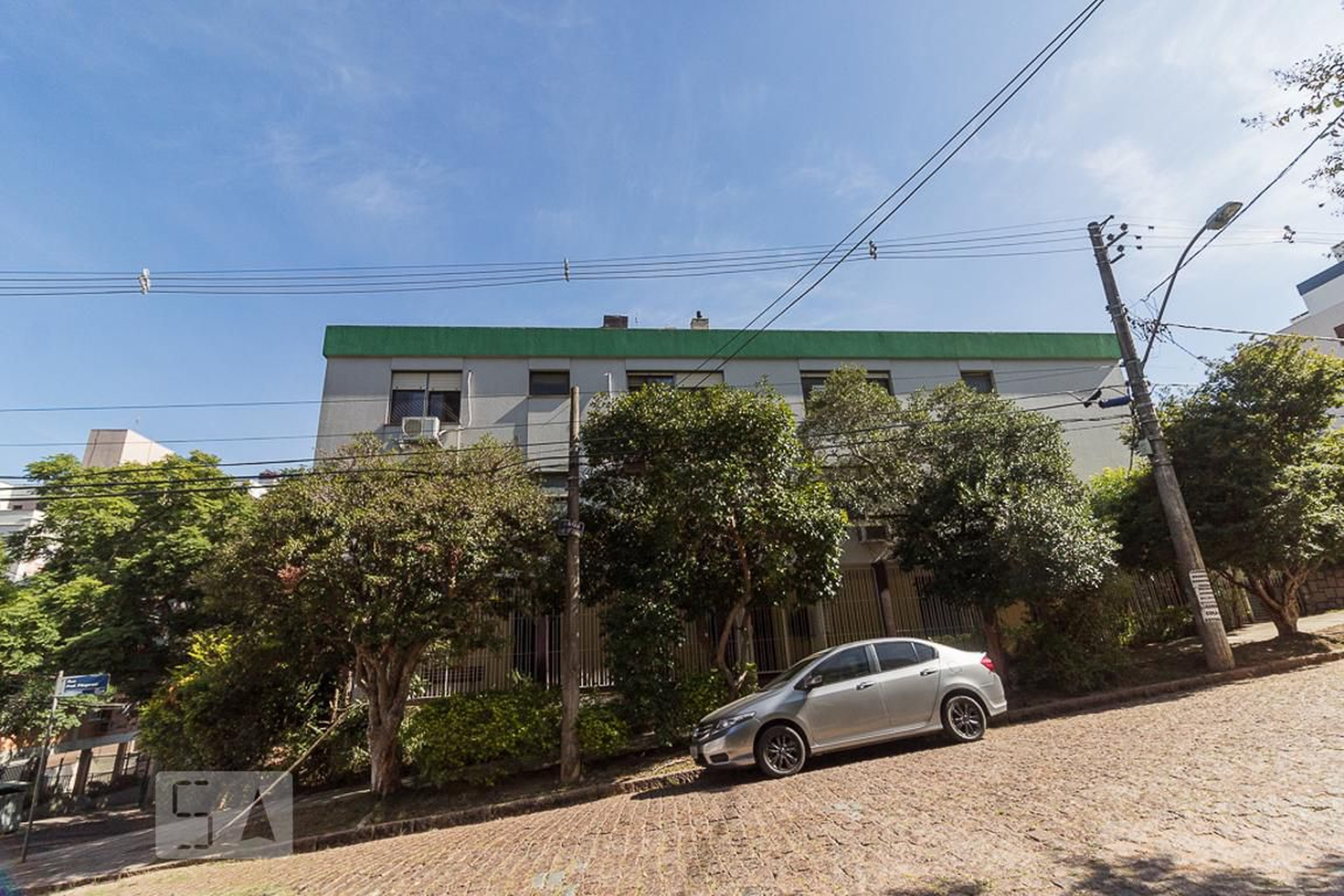 Fachada Condomínio em Rua Professor Fitzgerald, 22