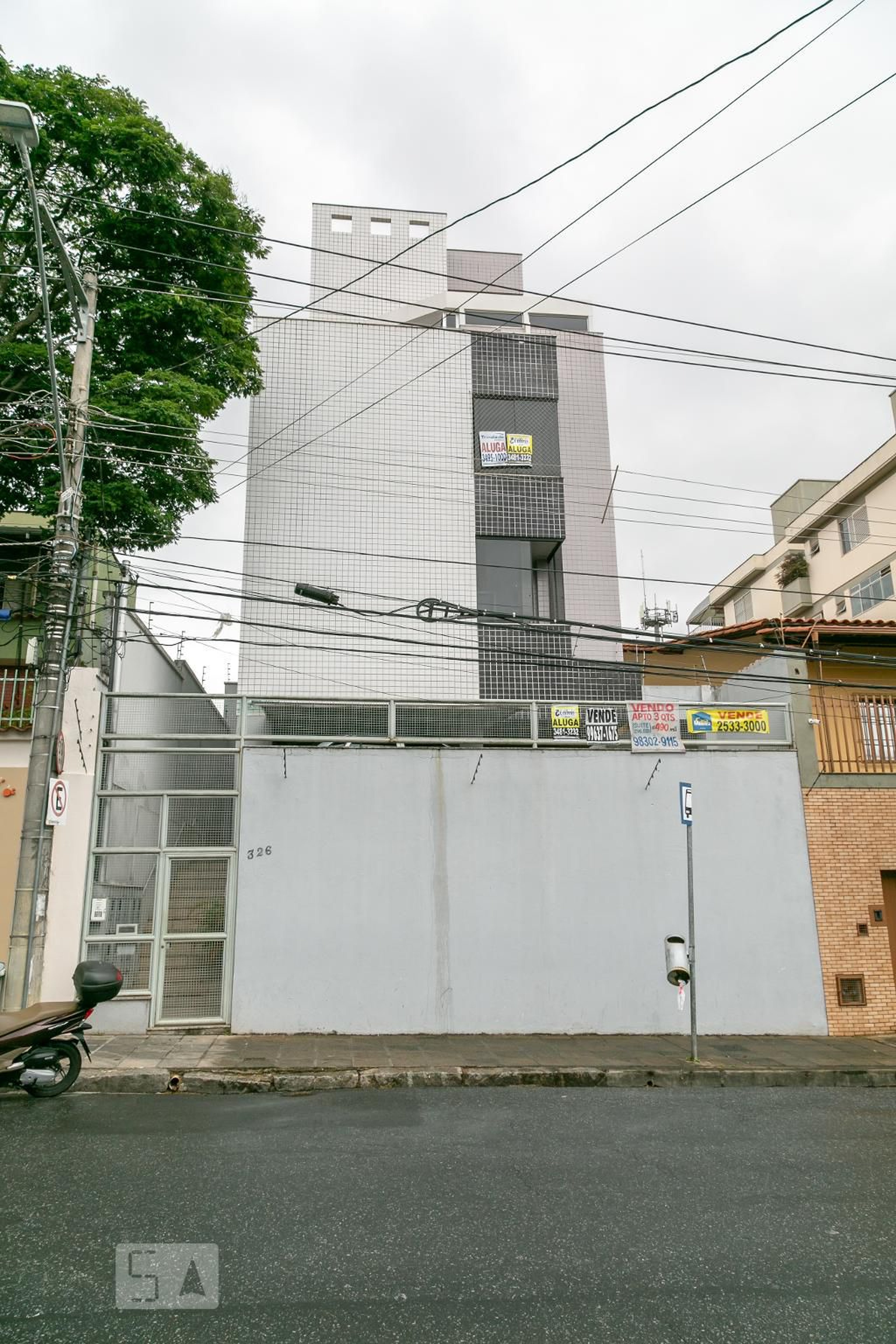 Fachada Condomínio em Rua Dona Nancy de Vasconcelos Gomes, 326