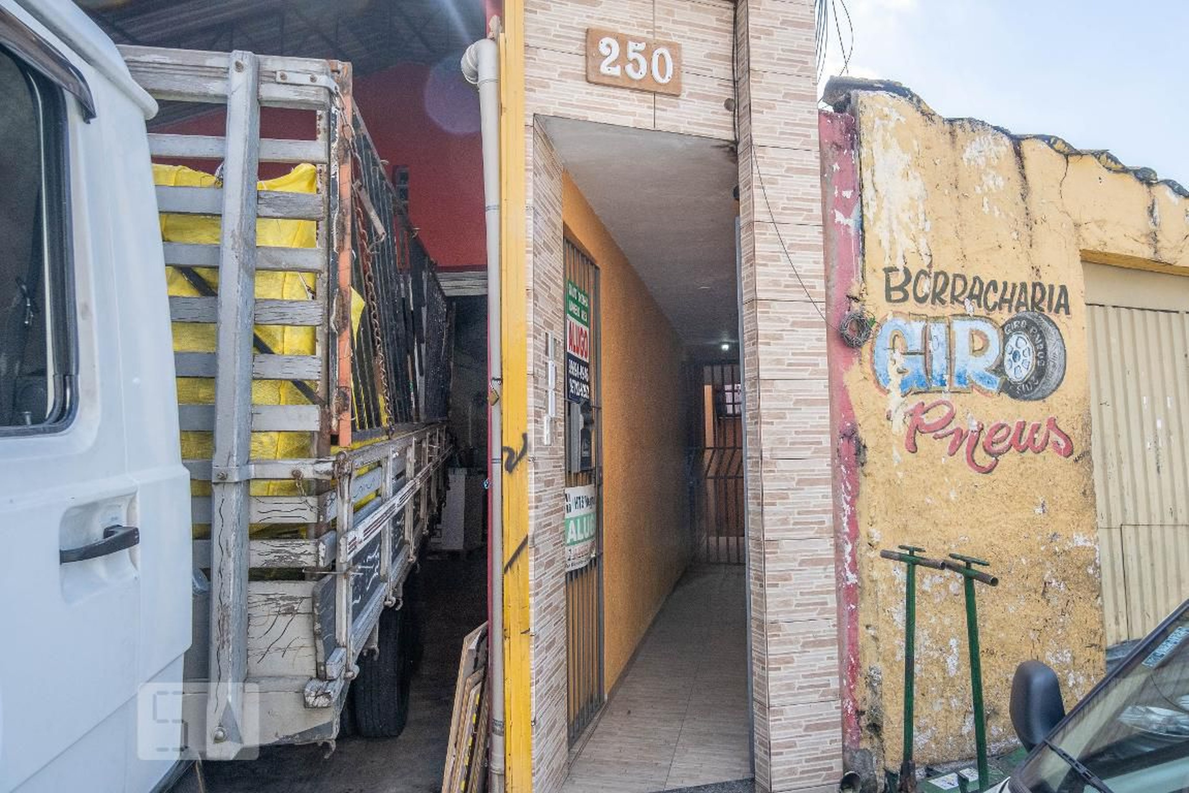 Fachada Condomínio em R. Joaquim Afonso de Souza, 250