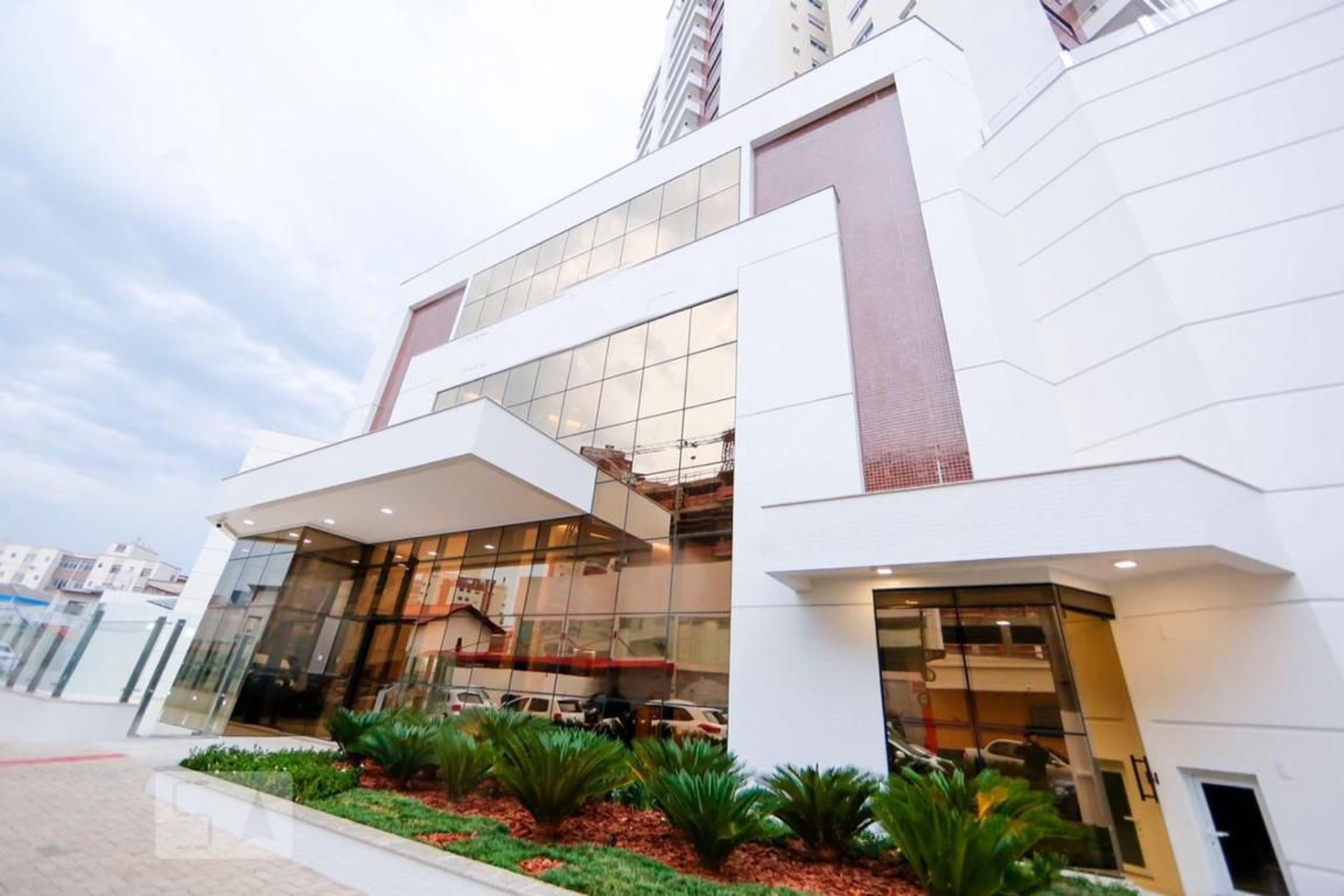 Fachada do Condomínio Residencial Maria Esther