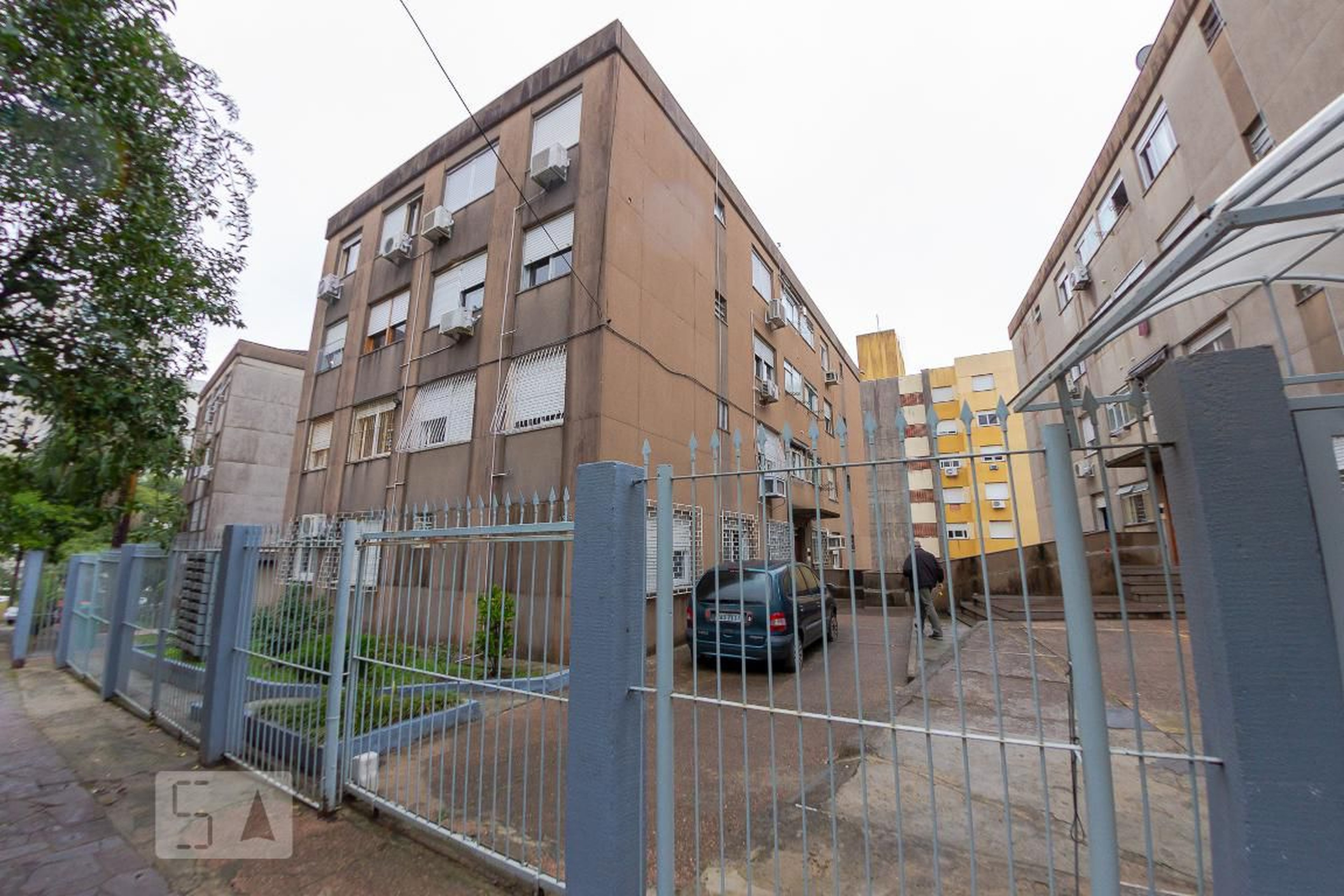 Fachada do Condomínio Condomínio Iraja