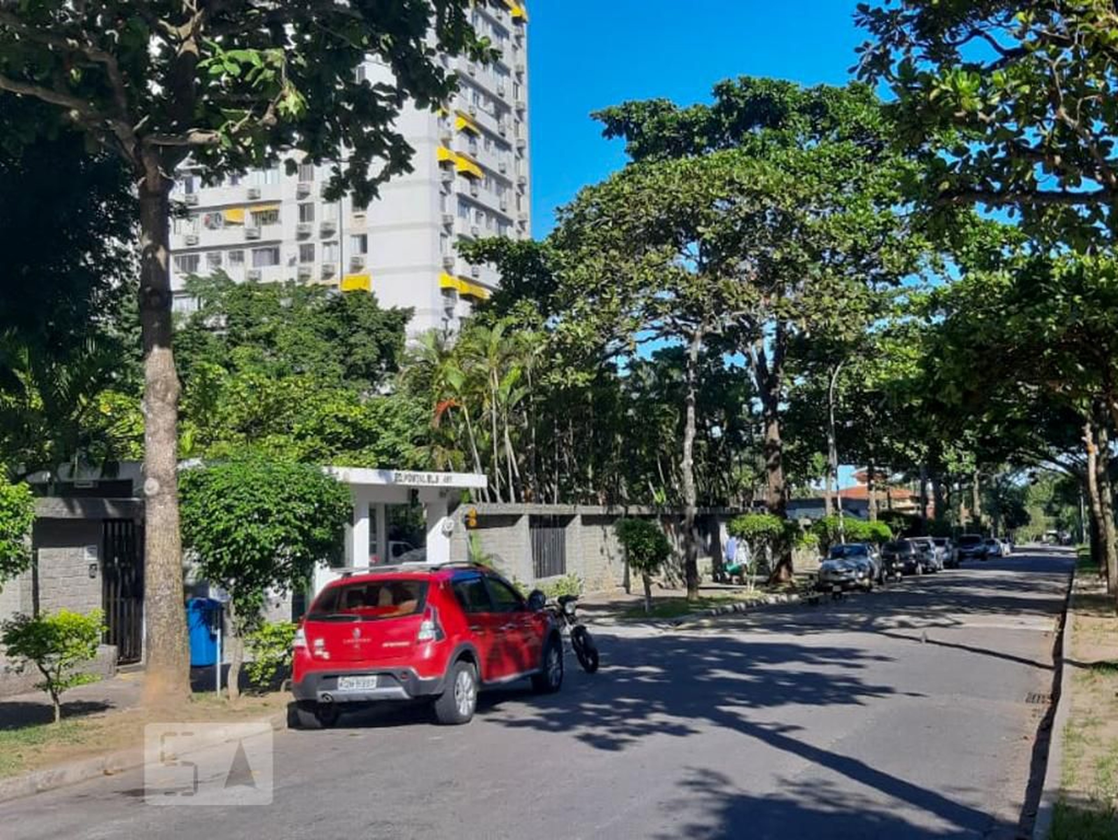 Fachada do Condomínio Edifício Pontal