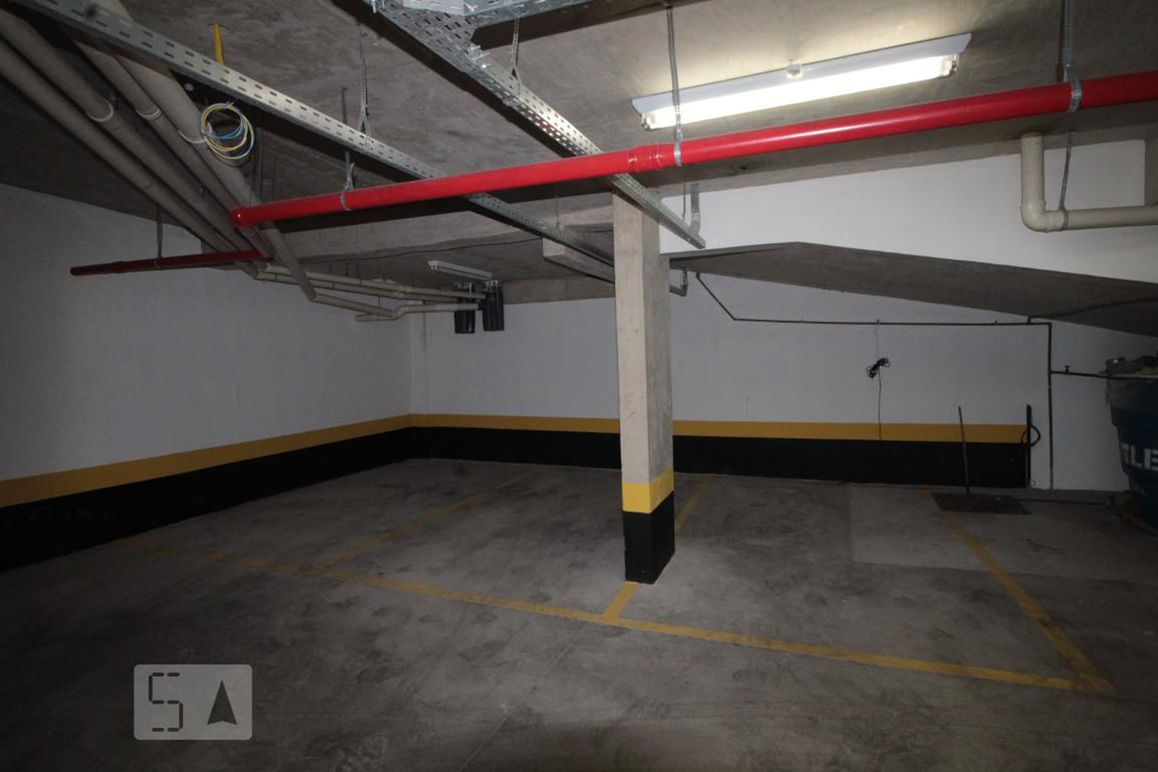 estacionamento - Residencial Lourdes