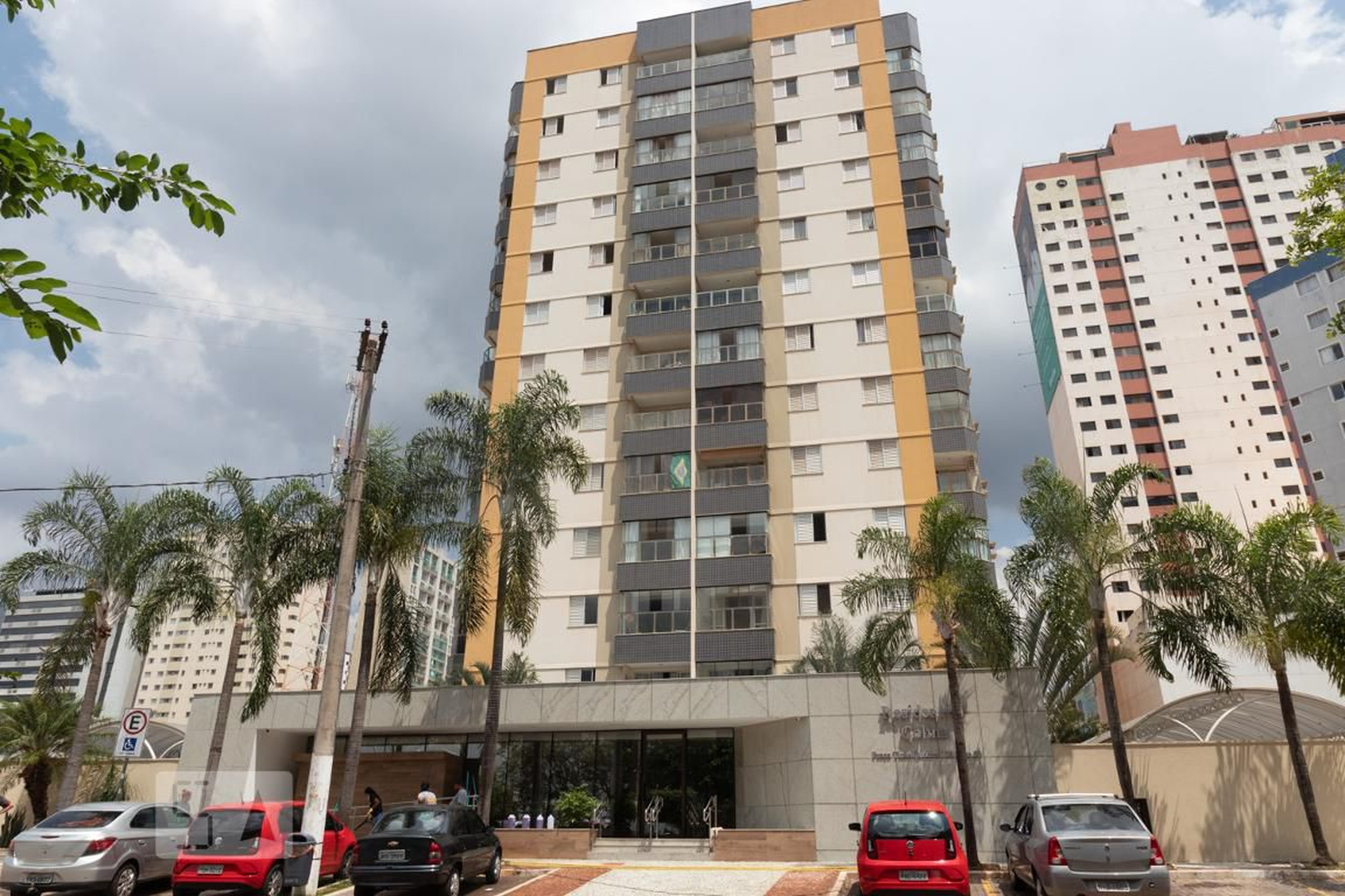 Fachada do Prédio Residencial Colina