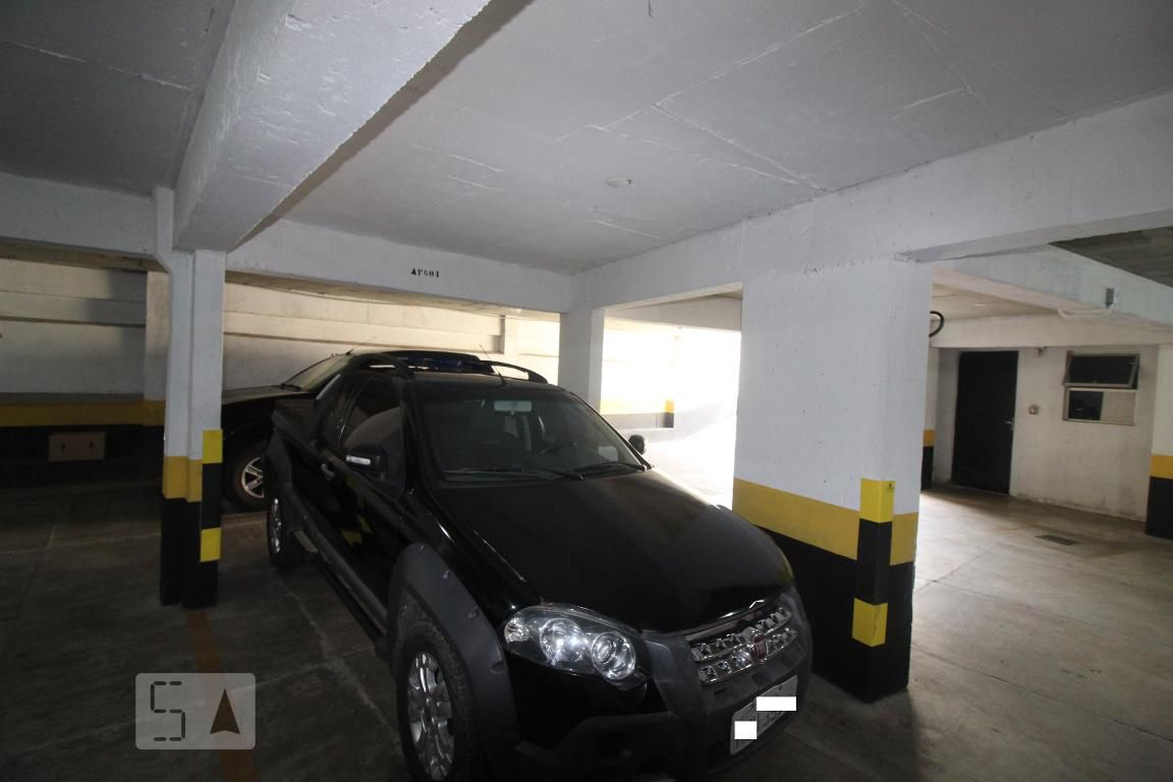 estacionamento - Maria José Tavares