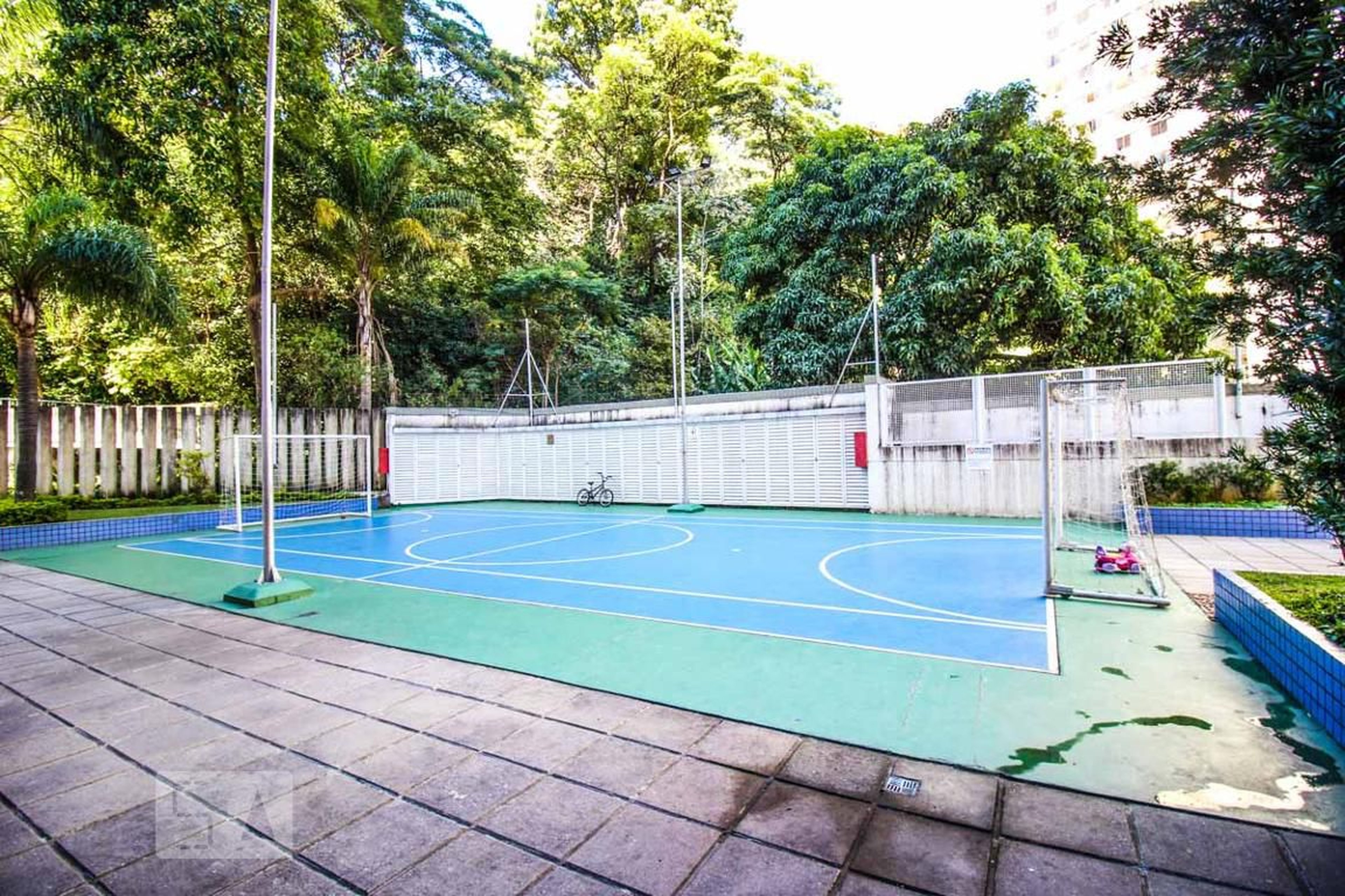 Quadra - Parque das Bromélias