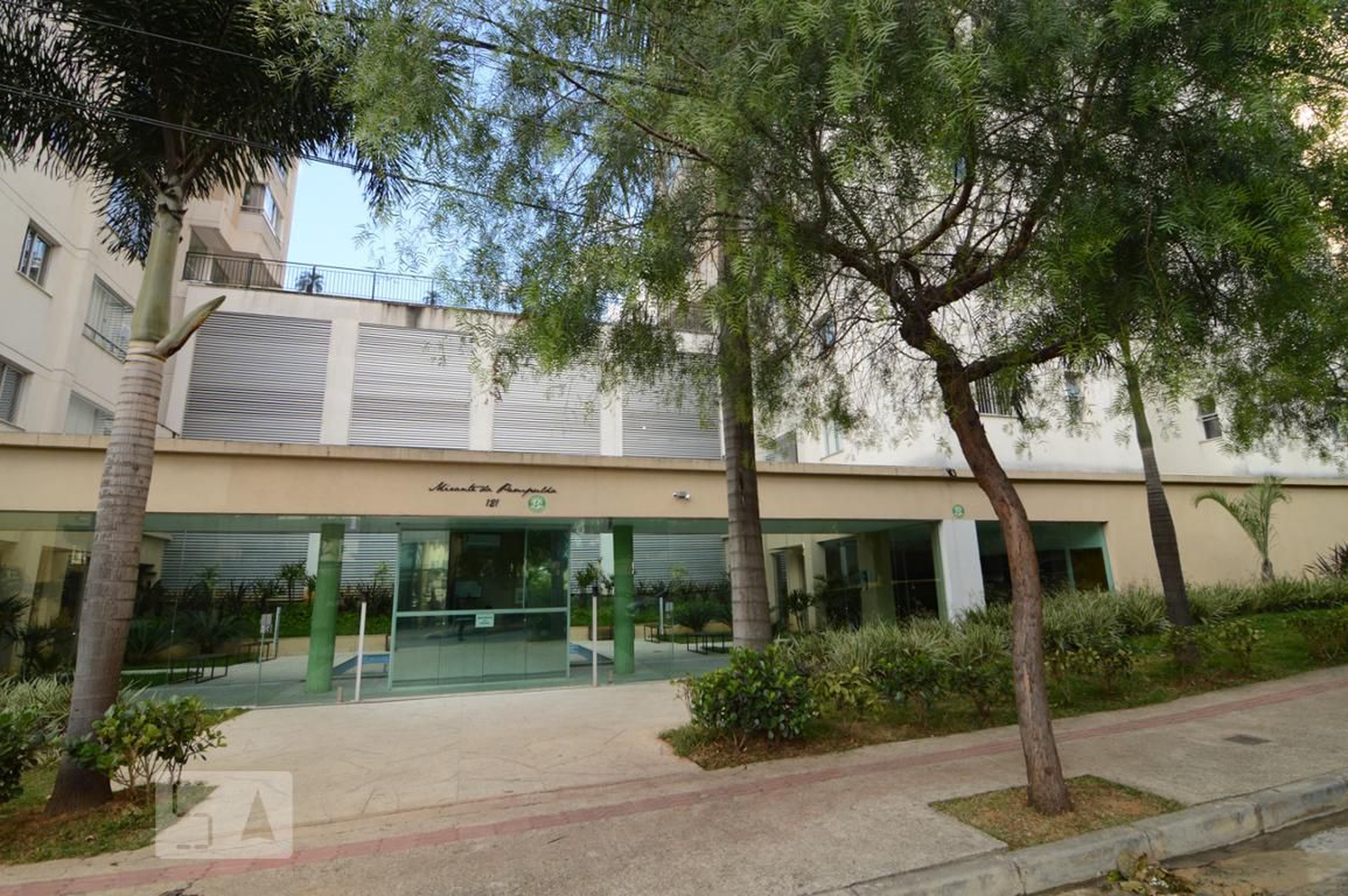 Fachada do Condomínio Condomínio Mirante da Pampulha