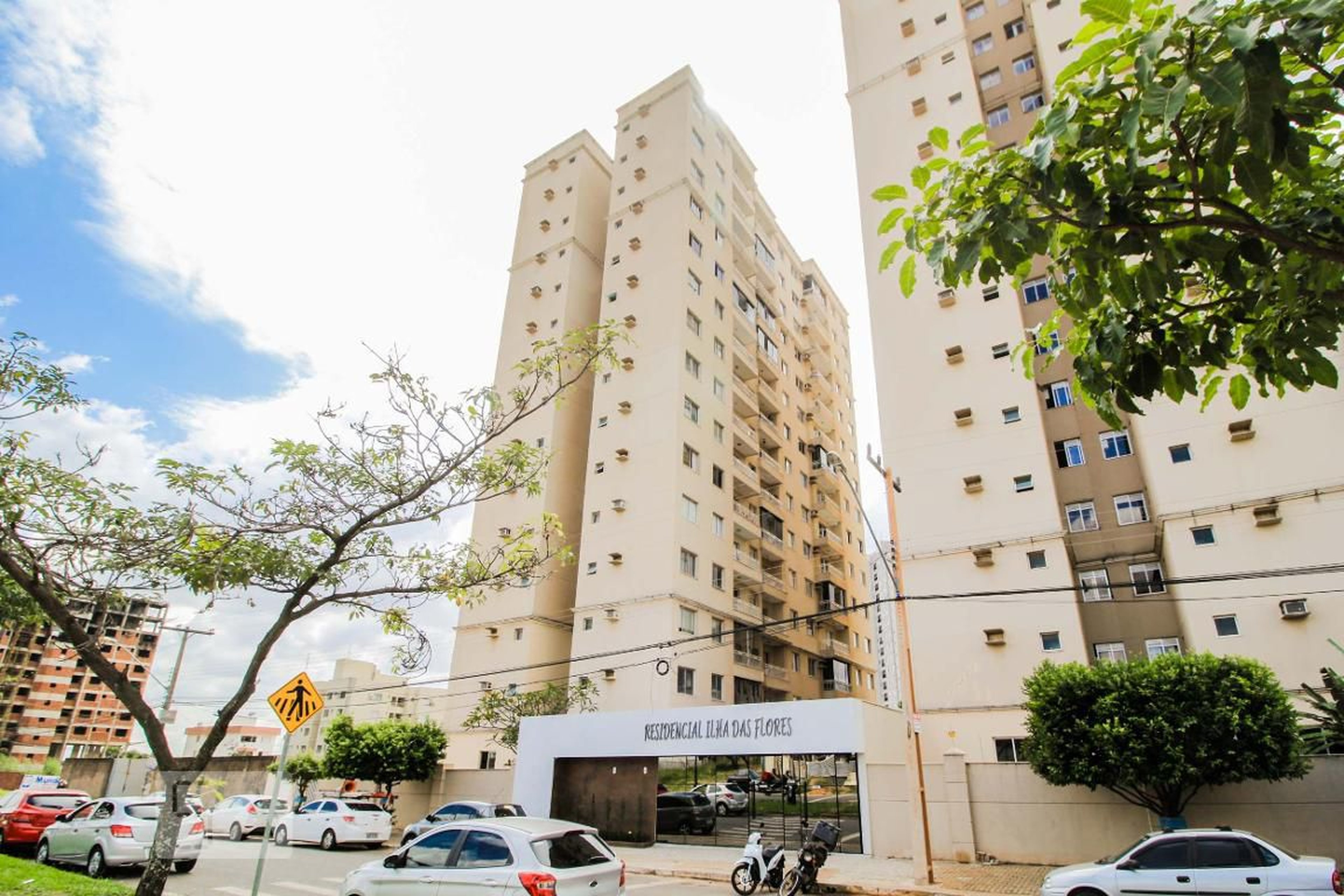 Fachada do Condomínio Residencial Ilha das Flores