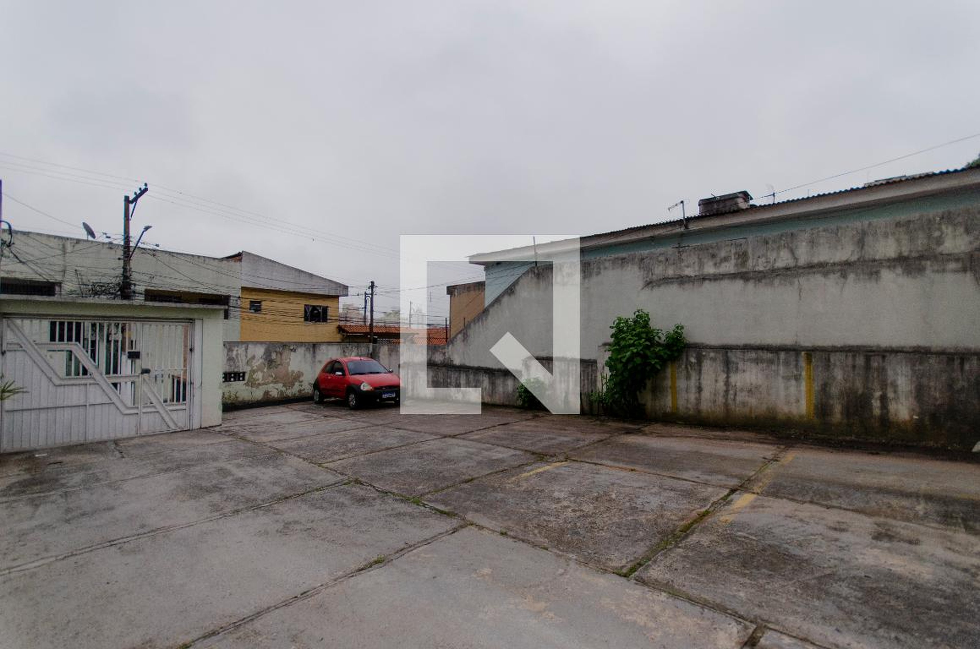 Estacionamento Condomínio em Rua do Árbitro, 114