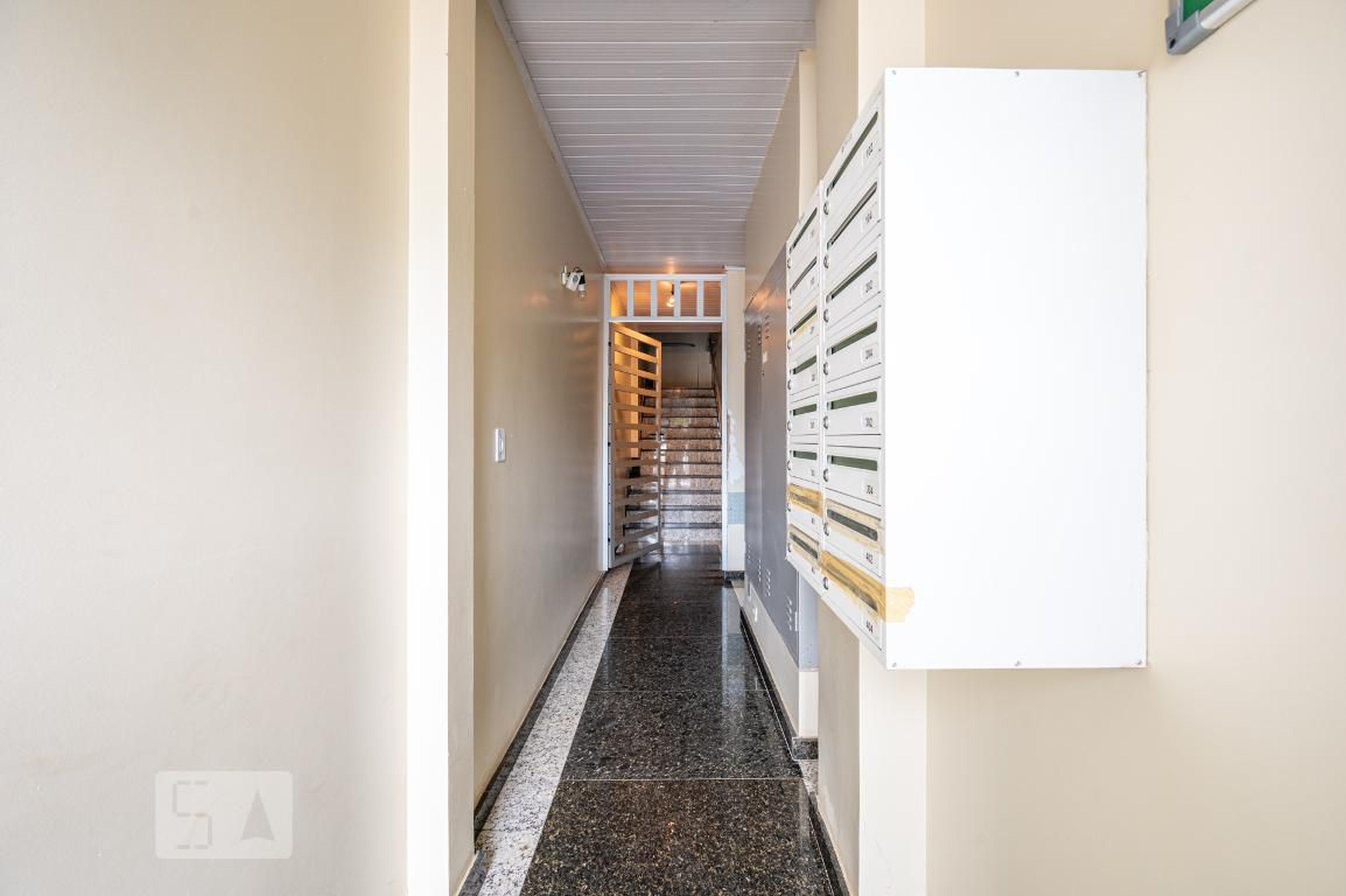 Entrada do Prédio - null