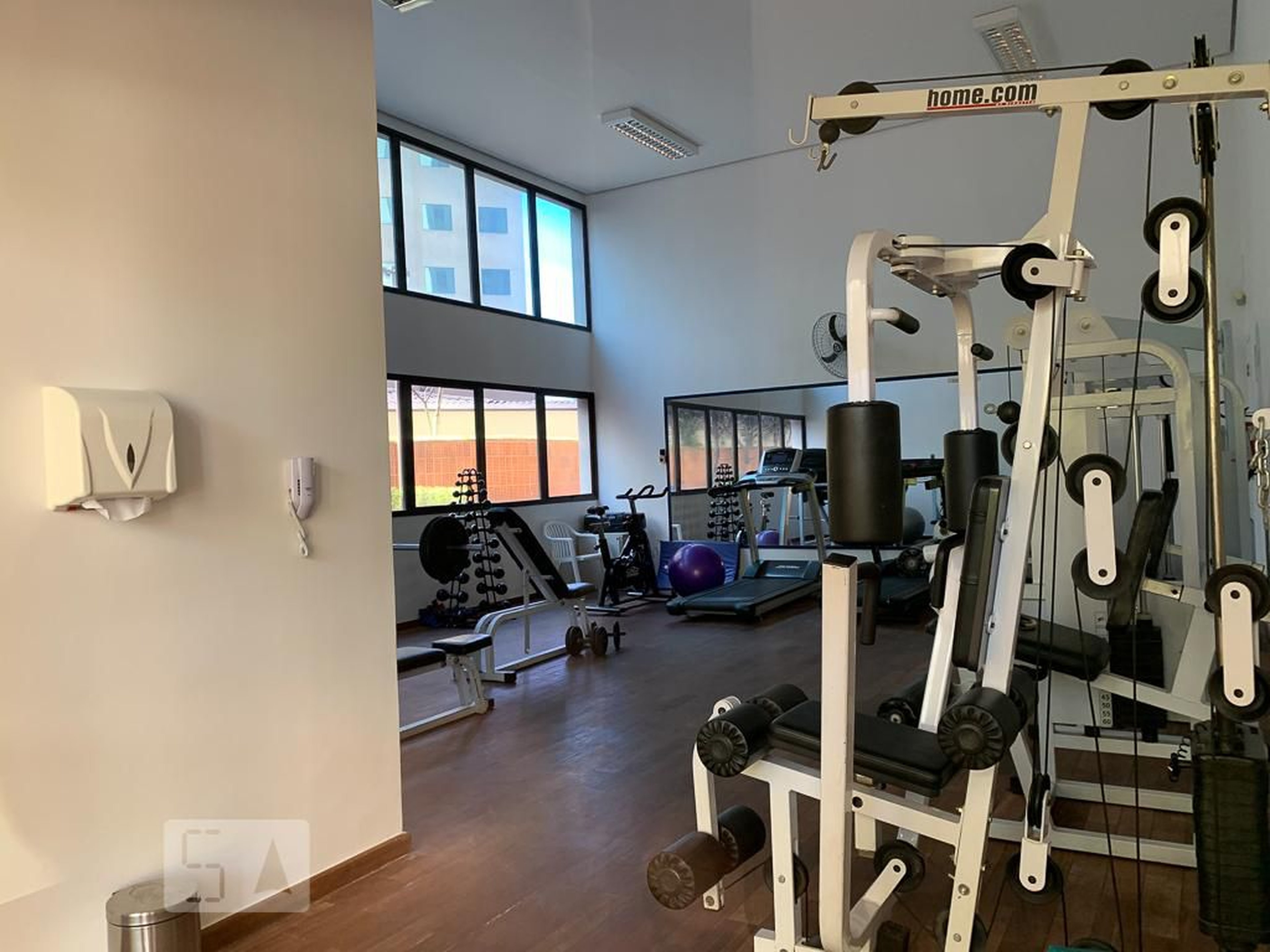 Academia - Green Park