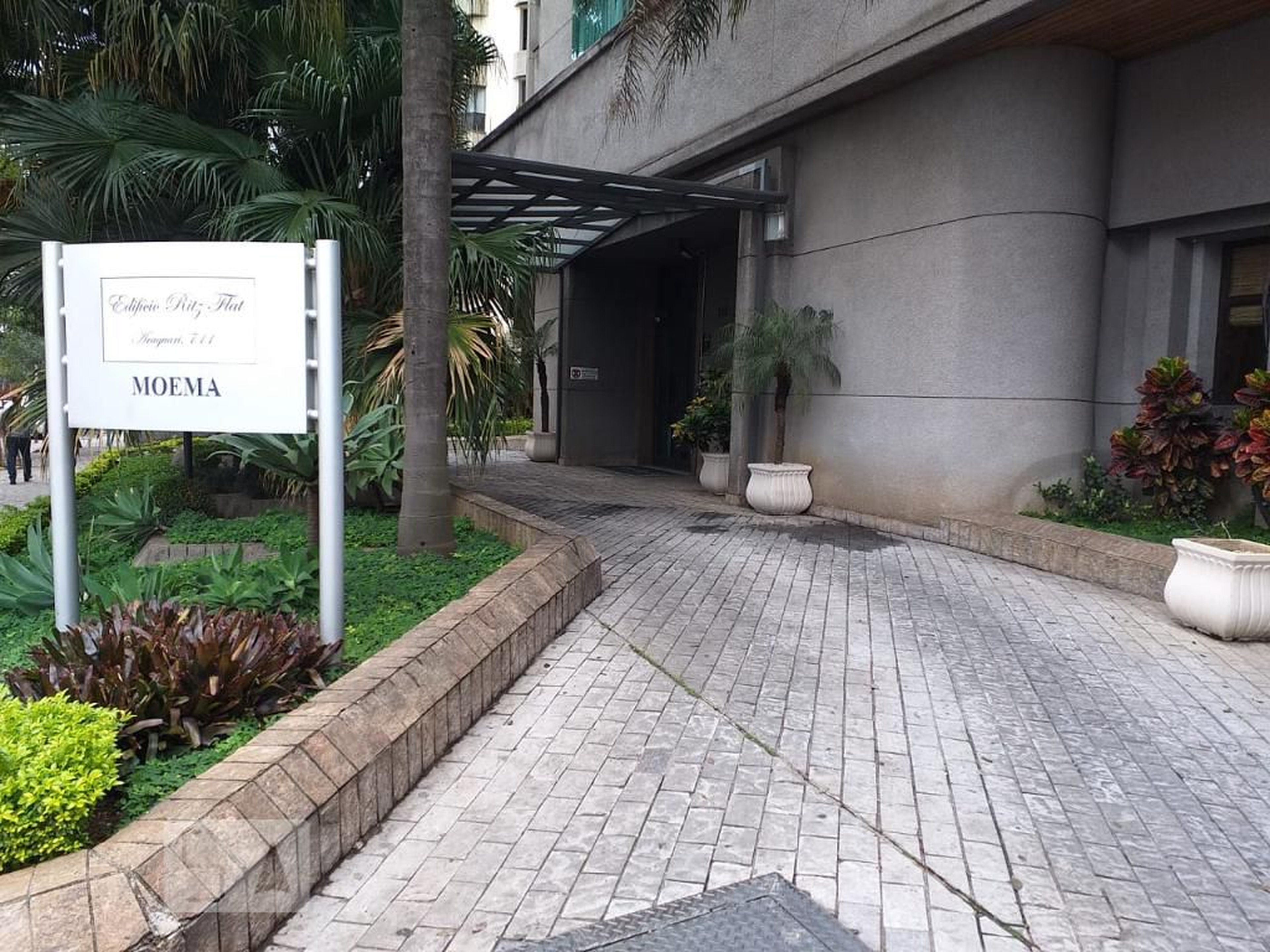 Fachada do Condomínio Condomínio Ritz Flat Moema