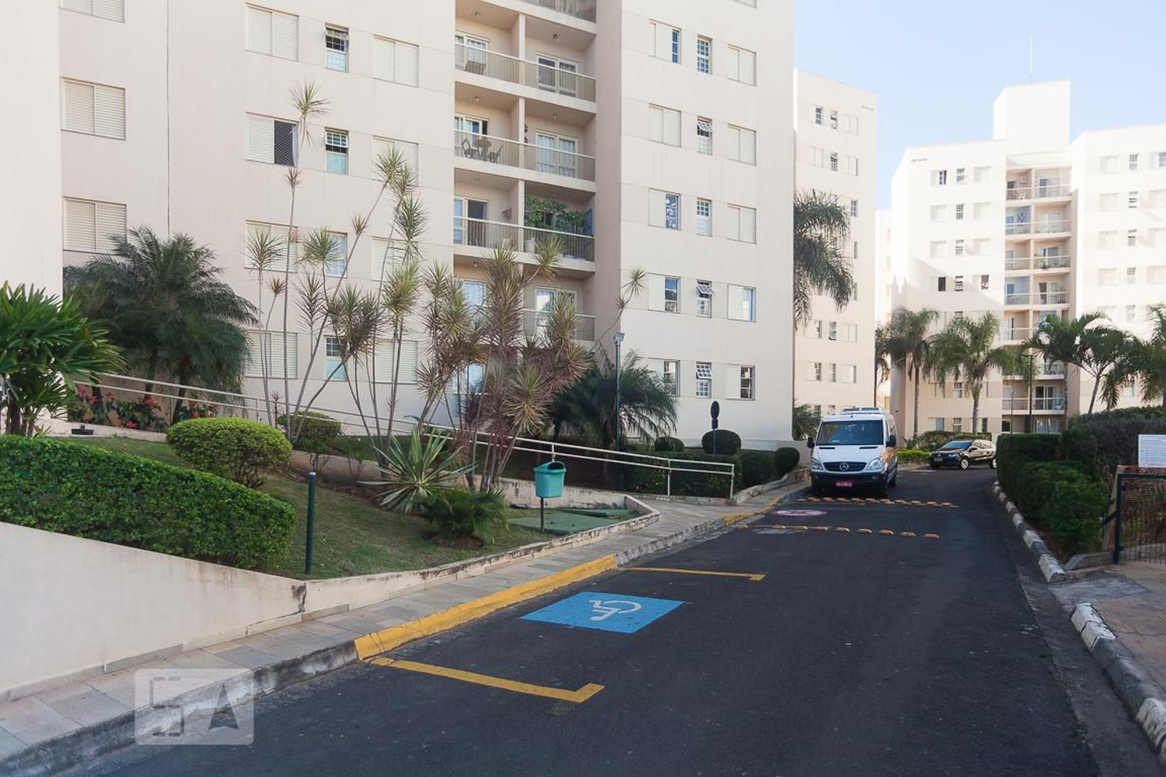 Condomínio - Plaza das Flores