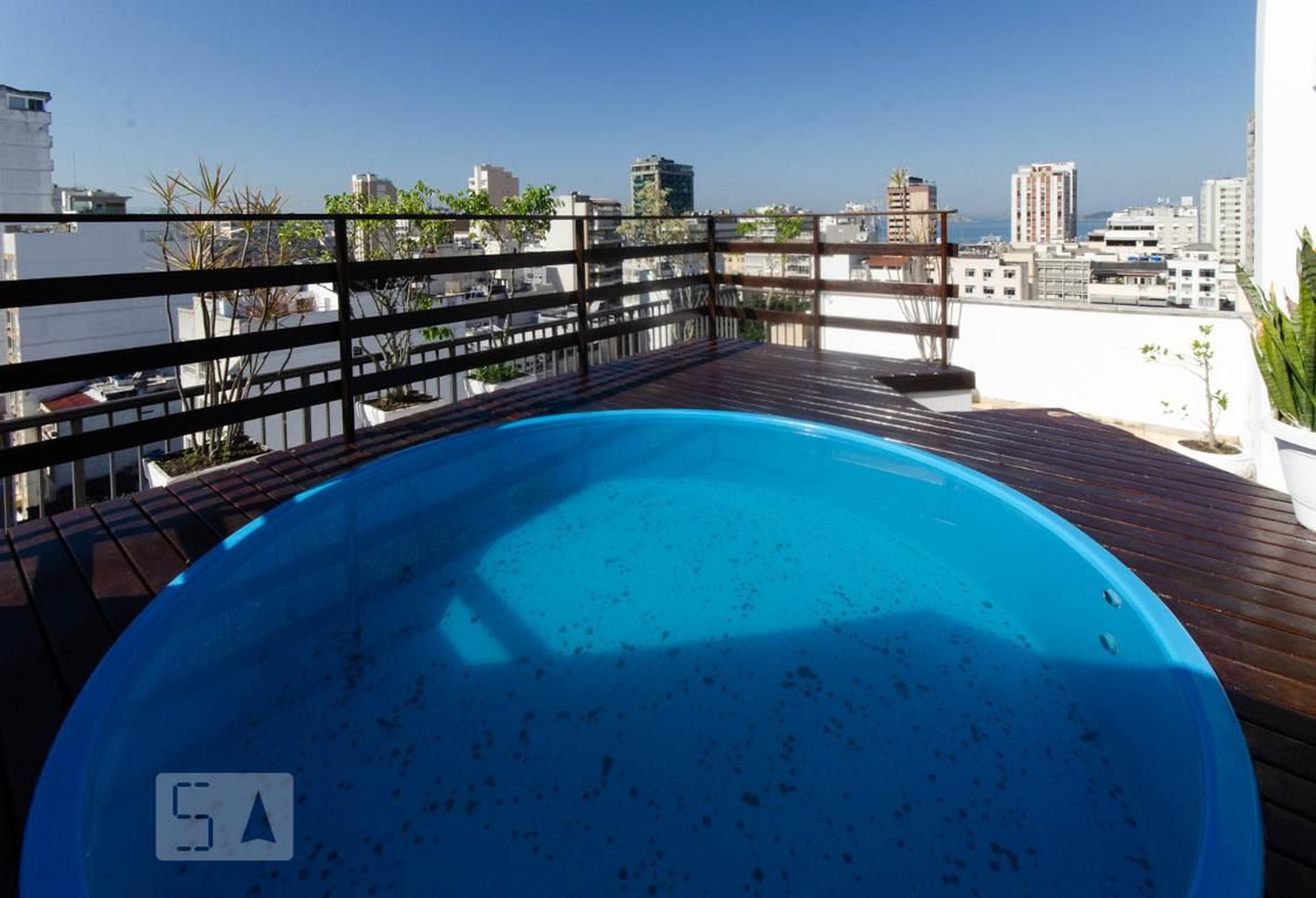 Piscina - Torre do Barão