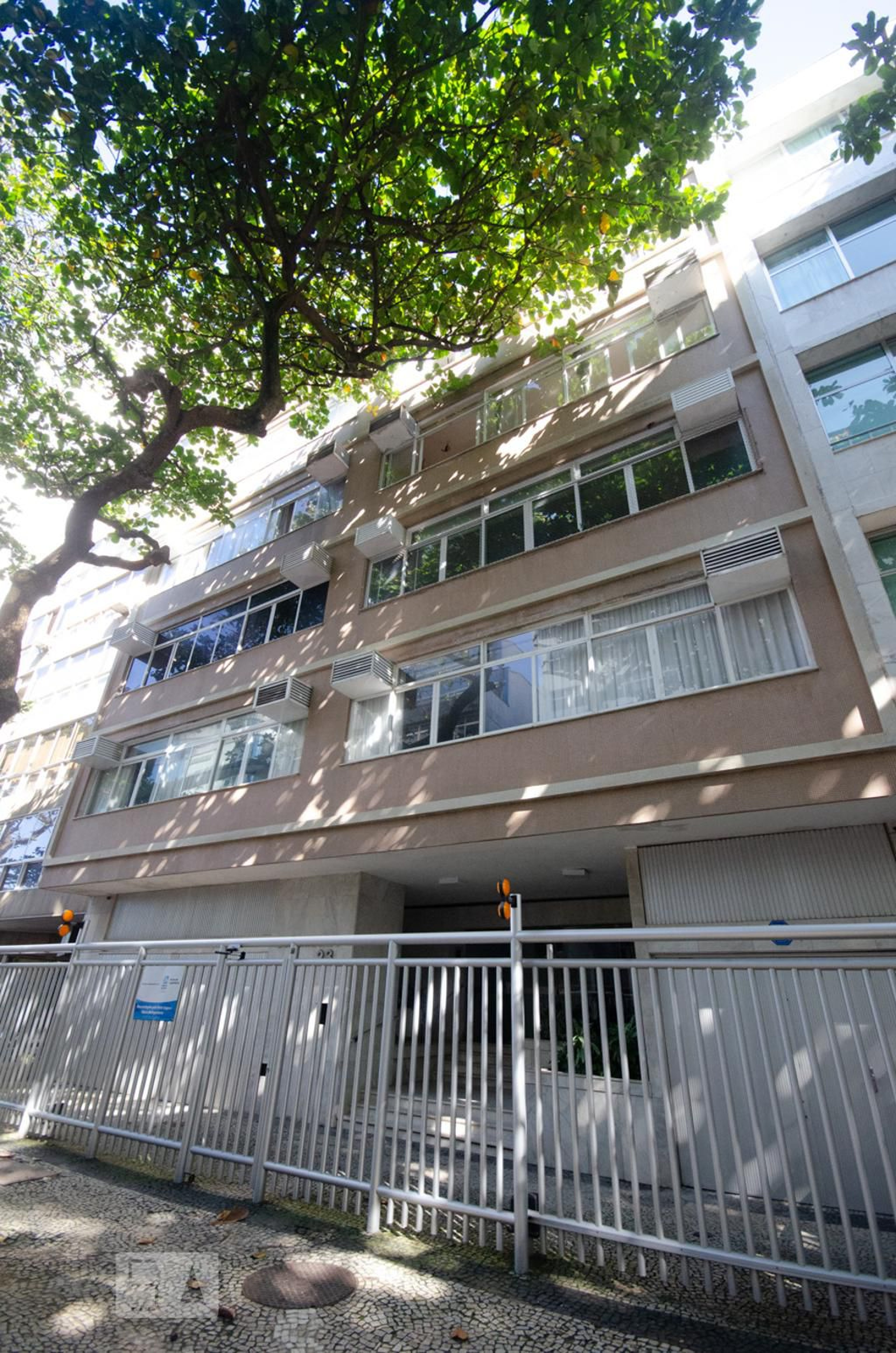 Fachada Edifício Dom Raymundo