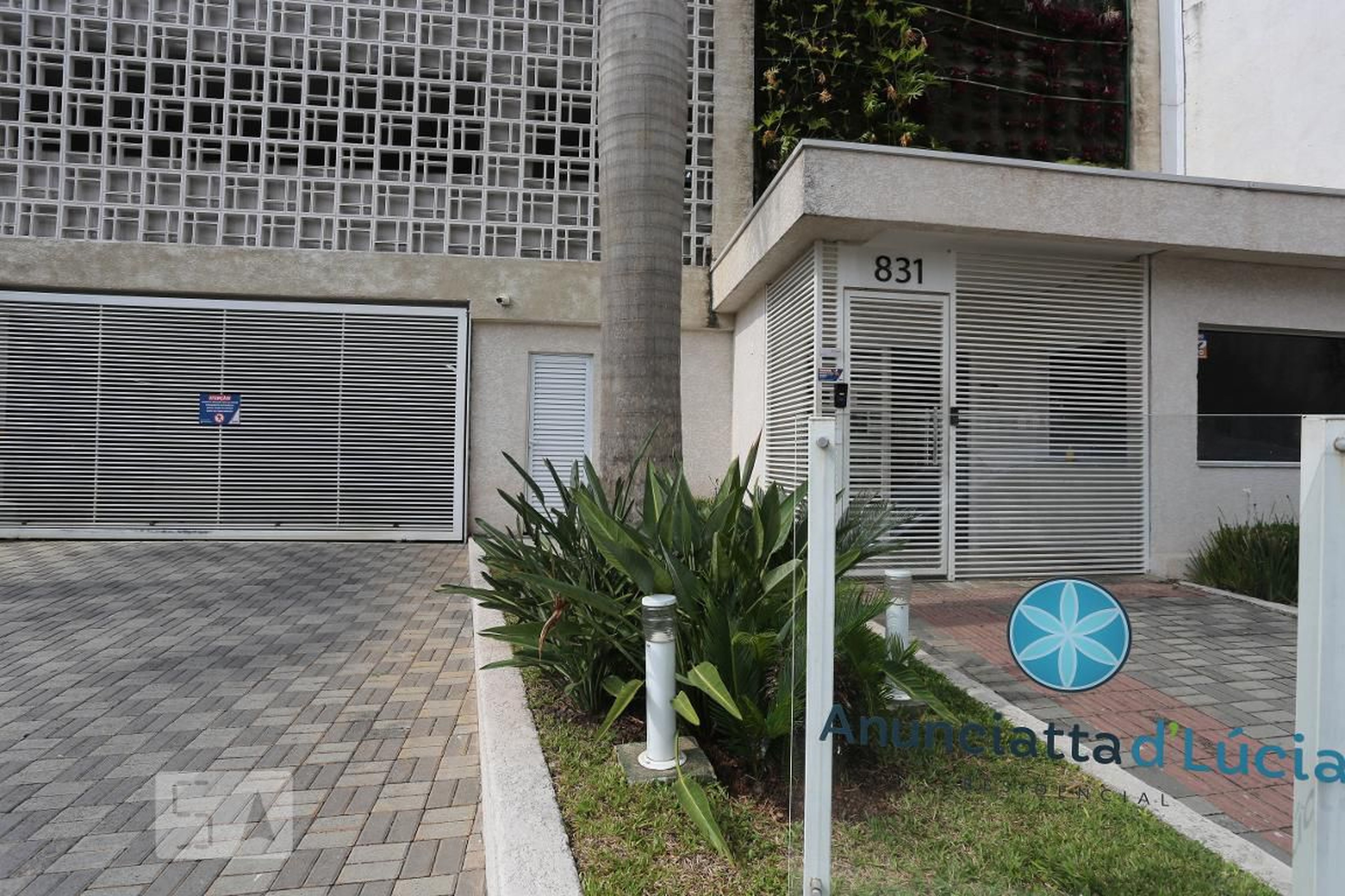 Fachada do Condomínio Condomínio Anunciatta DLúcia