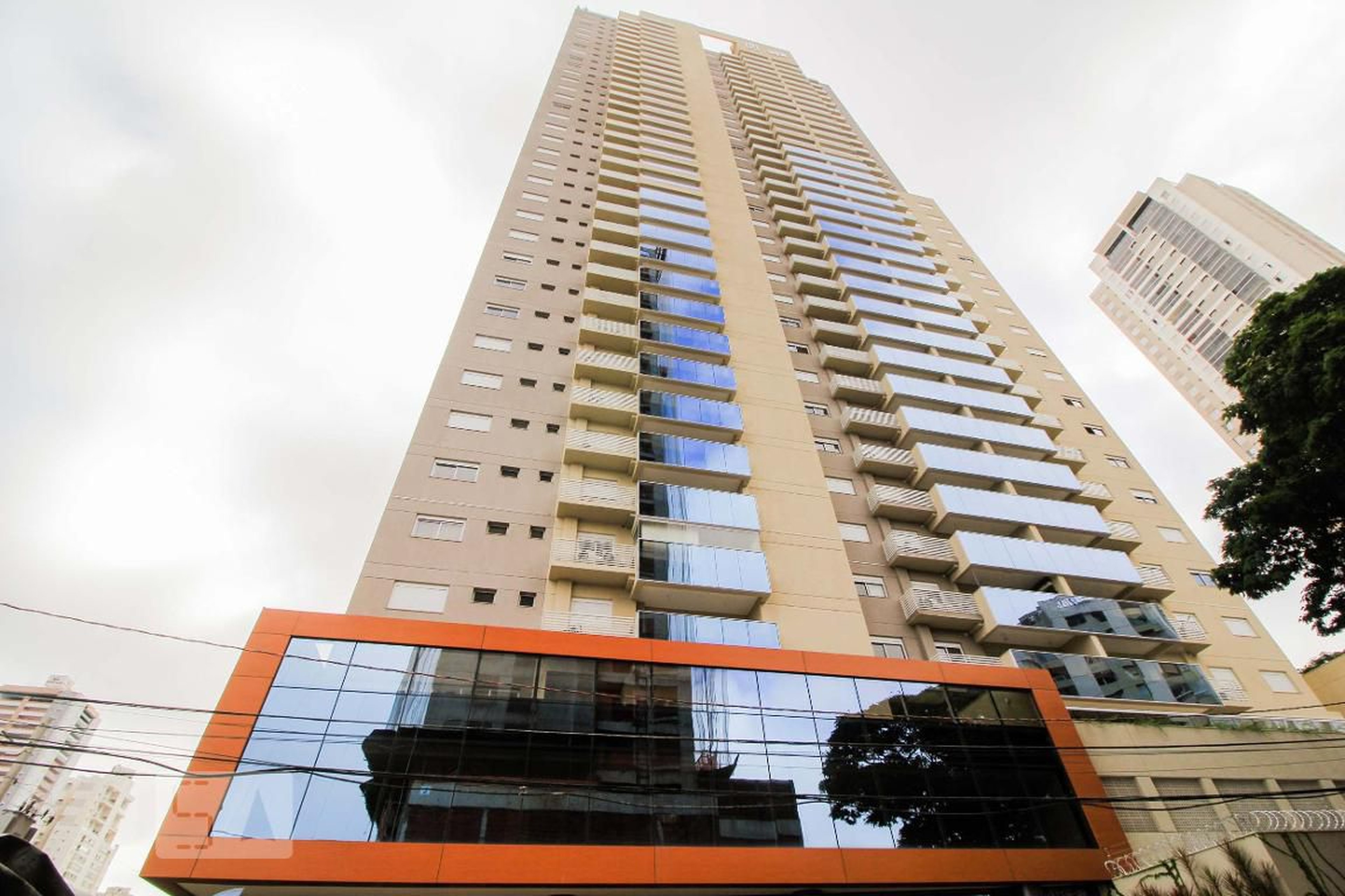 Fachada do Condomínio Condomínio Follow Bueno