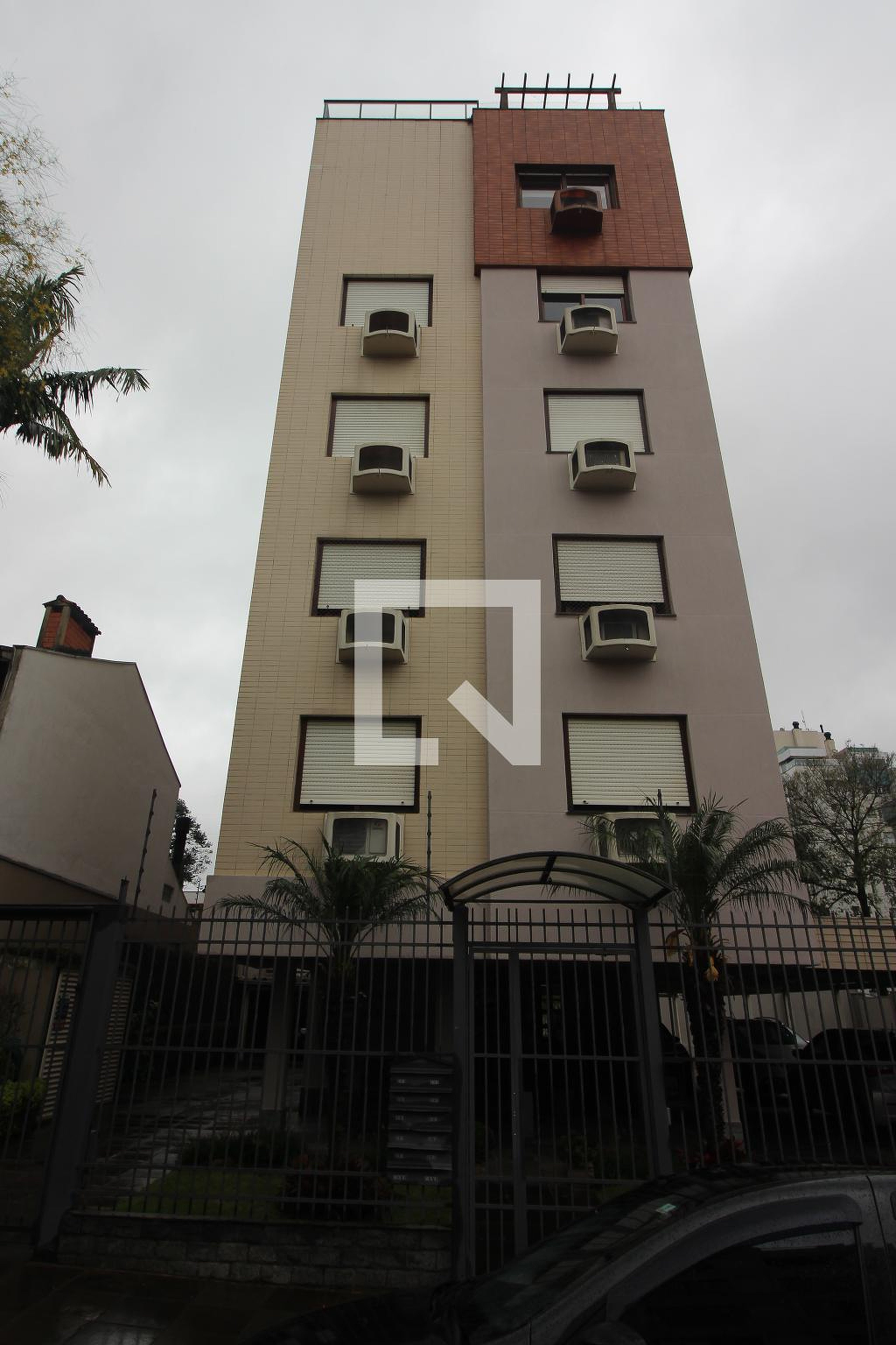 Fachada do Prédio Condomínio em Rua Dona Inocência, 121